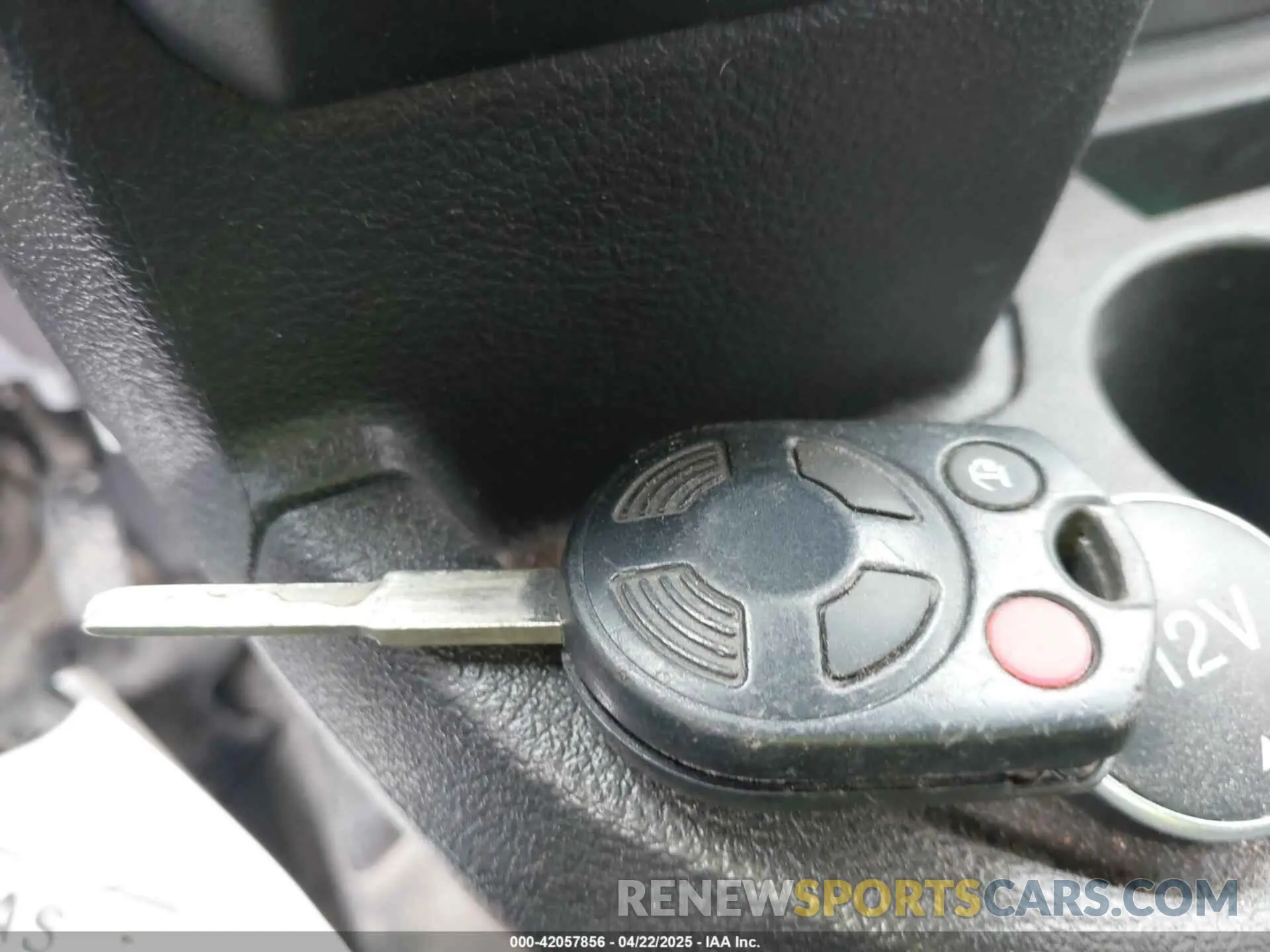 11 Photograph of a damaged car 1FTYE1YM2KKA11865 FORD TRANSIT-150 2019