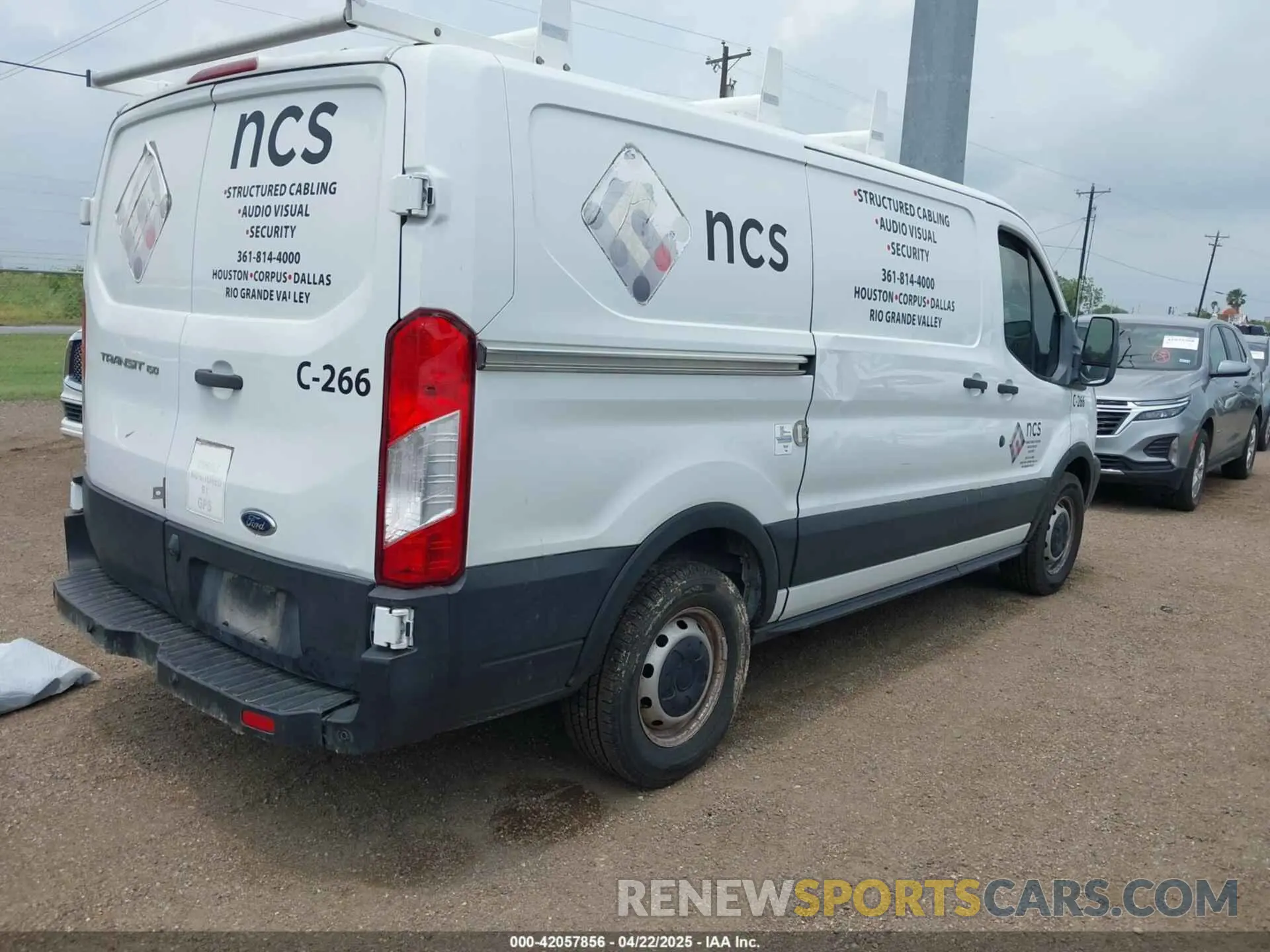 4 Photograph of a damaged car 1FTYE1YM2KKA11865 FORD TRANSIT-150 2019