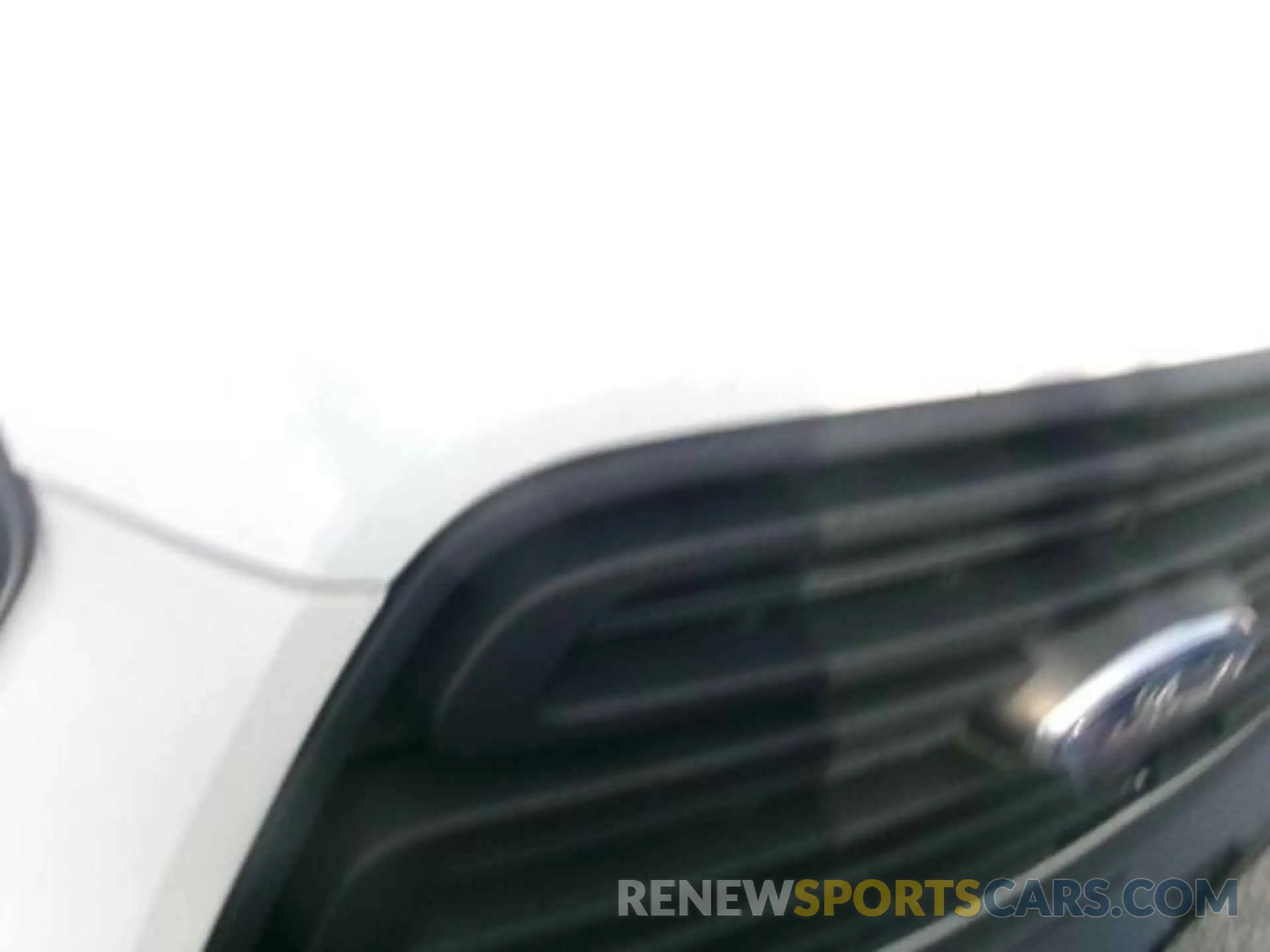 10 Photograph of a damaged car 1FTYE1YM5KKB31918 FORD TRANSIT-150 2019