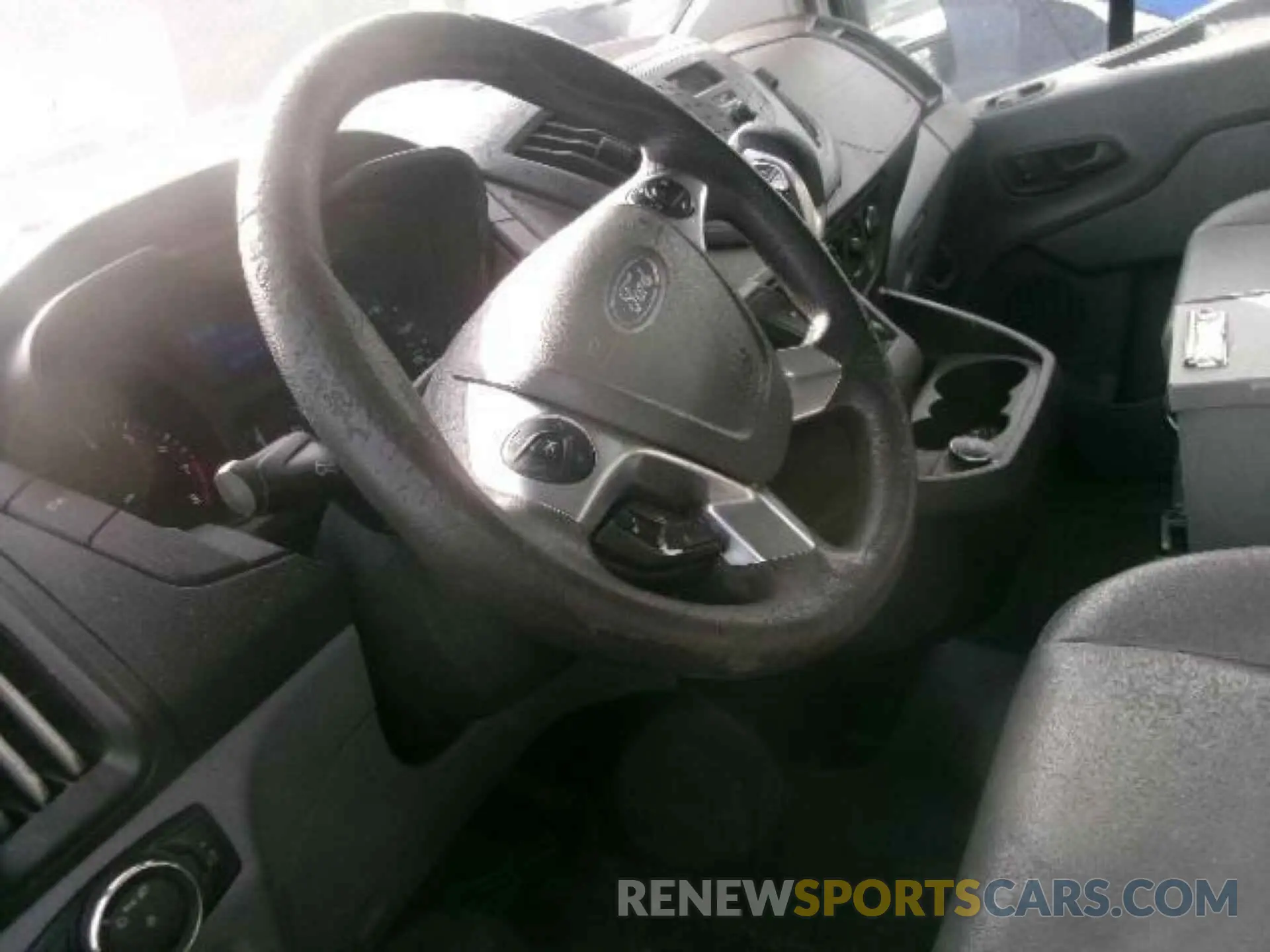 8 Photograph of a damaged car 1FTYE1YM5KKB31918 FORD TRANSIT-150 2019