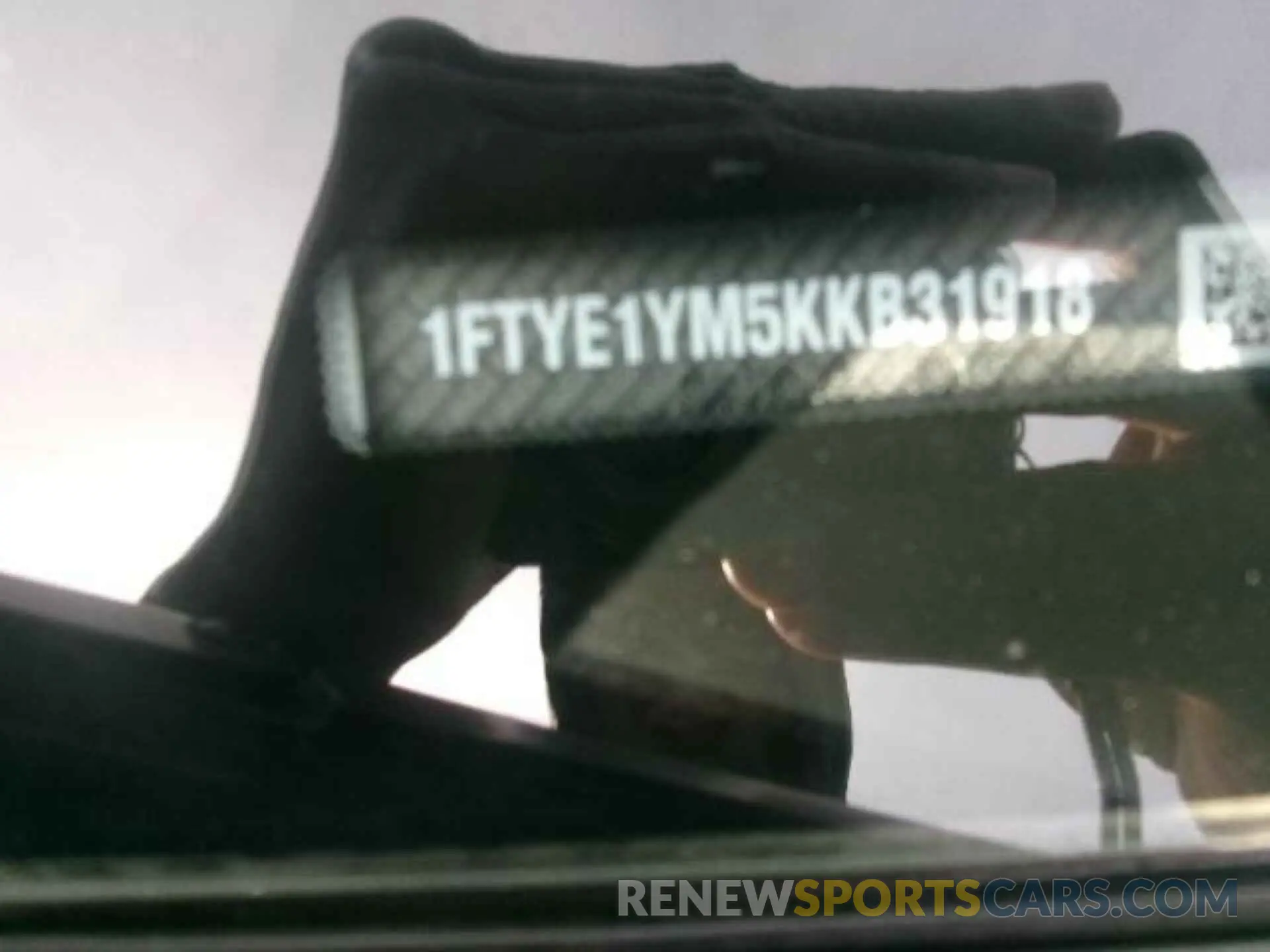 9 Photograph of a damaged car 1FTYE1YM5KKB31918 FORD TRANSIT-150 2019