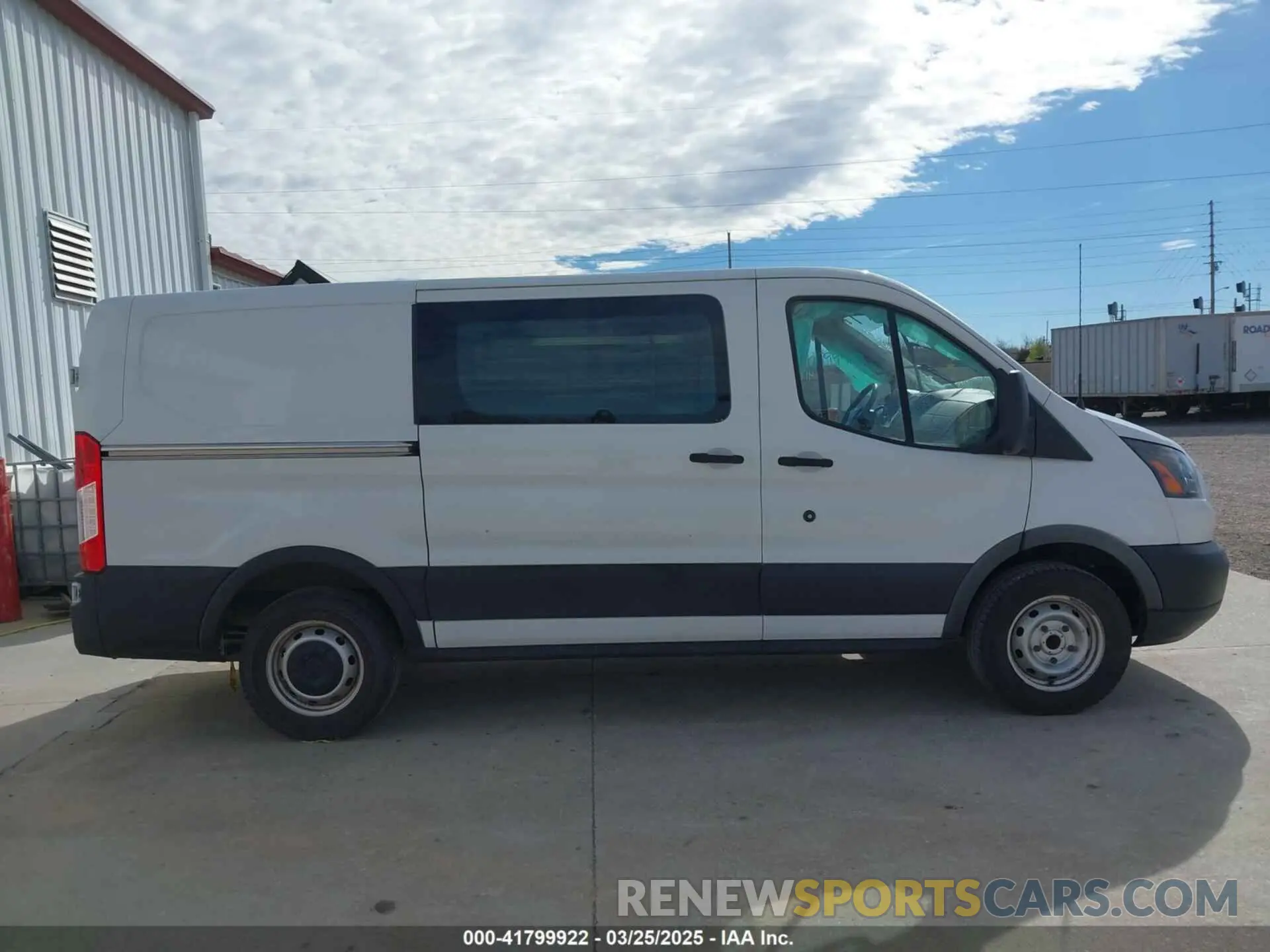 13 Photograph of a damaged car 1FTYE1YM5KKB72601 FORD TRANSIT-150 2019