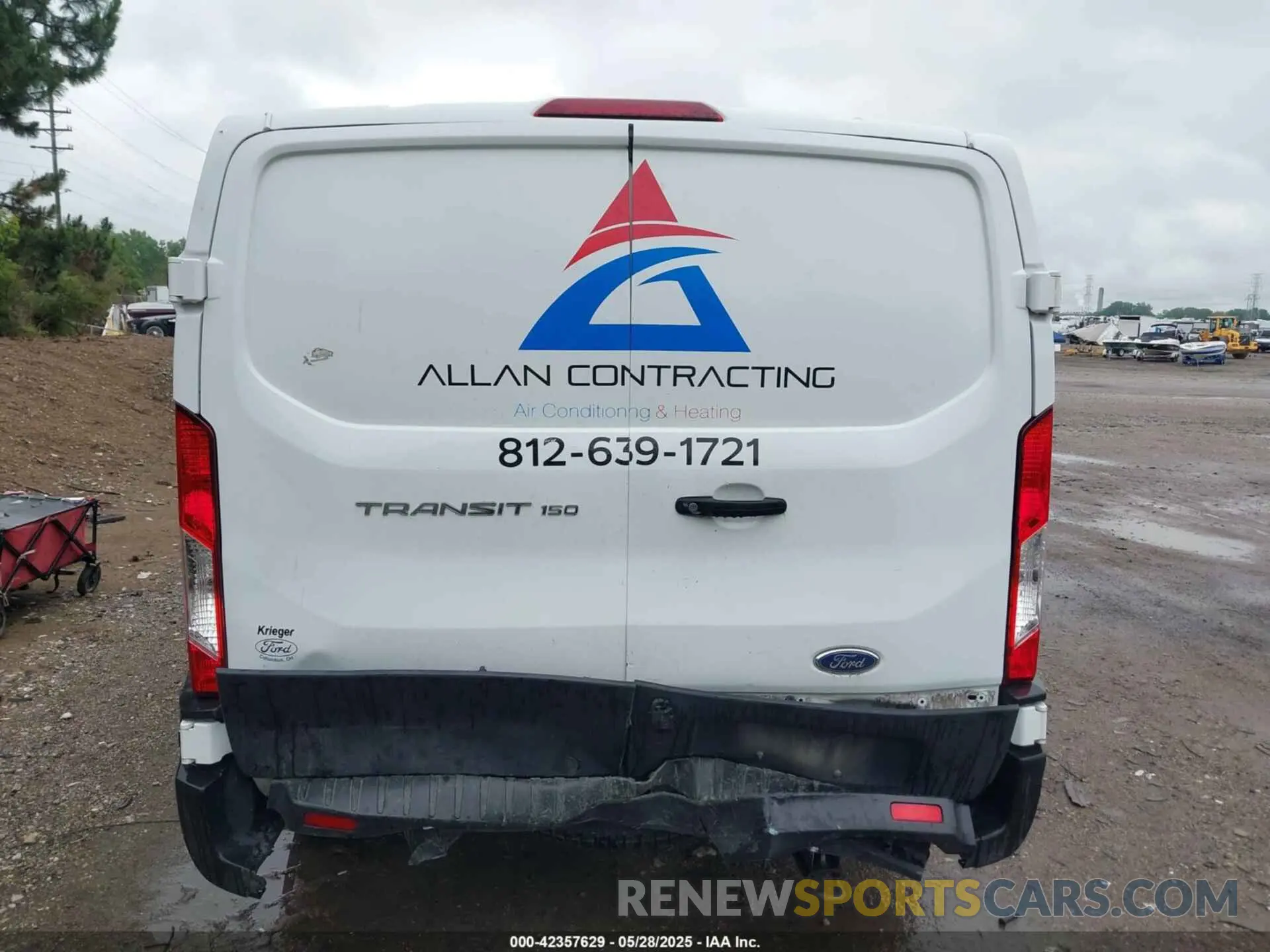 16 Photograph of a damaged car 1FTYE1YM7KKB37980 FORD TRANSIT-150 2019