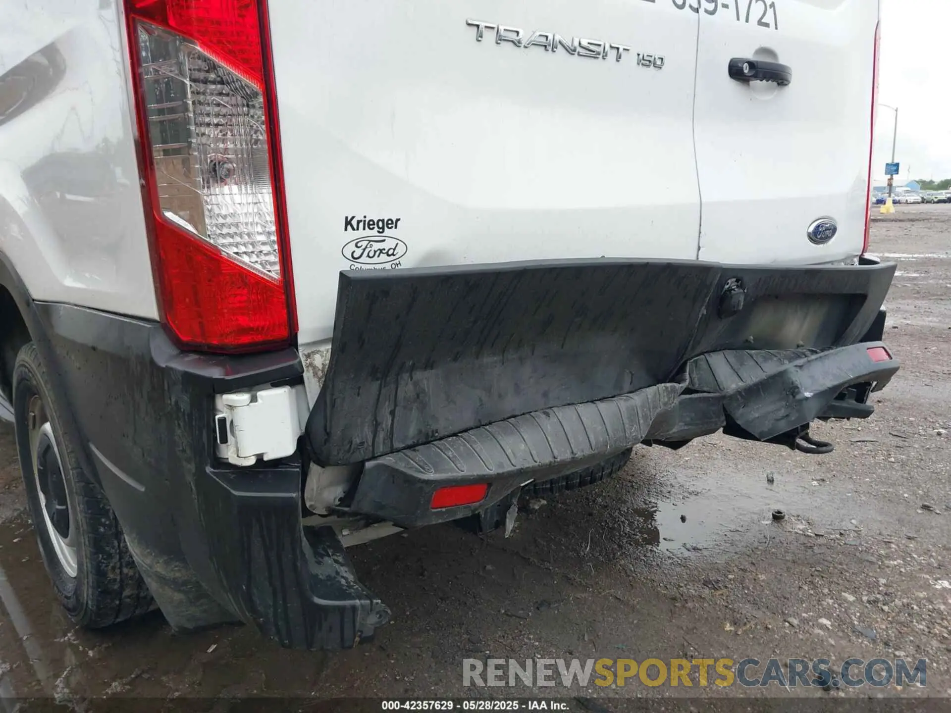 6 Photograph of a damaged car 1FTYE1YM7KKB37980 FORD TRANSIT-150 2019