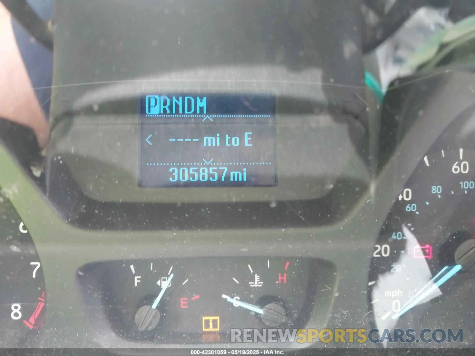 15 Photograph of a damaged car 1FTYE1YMXKKA58898 FORD TRANSIT-150 2019