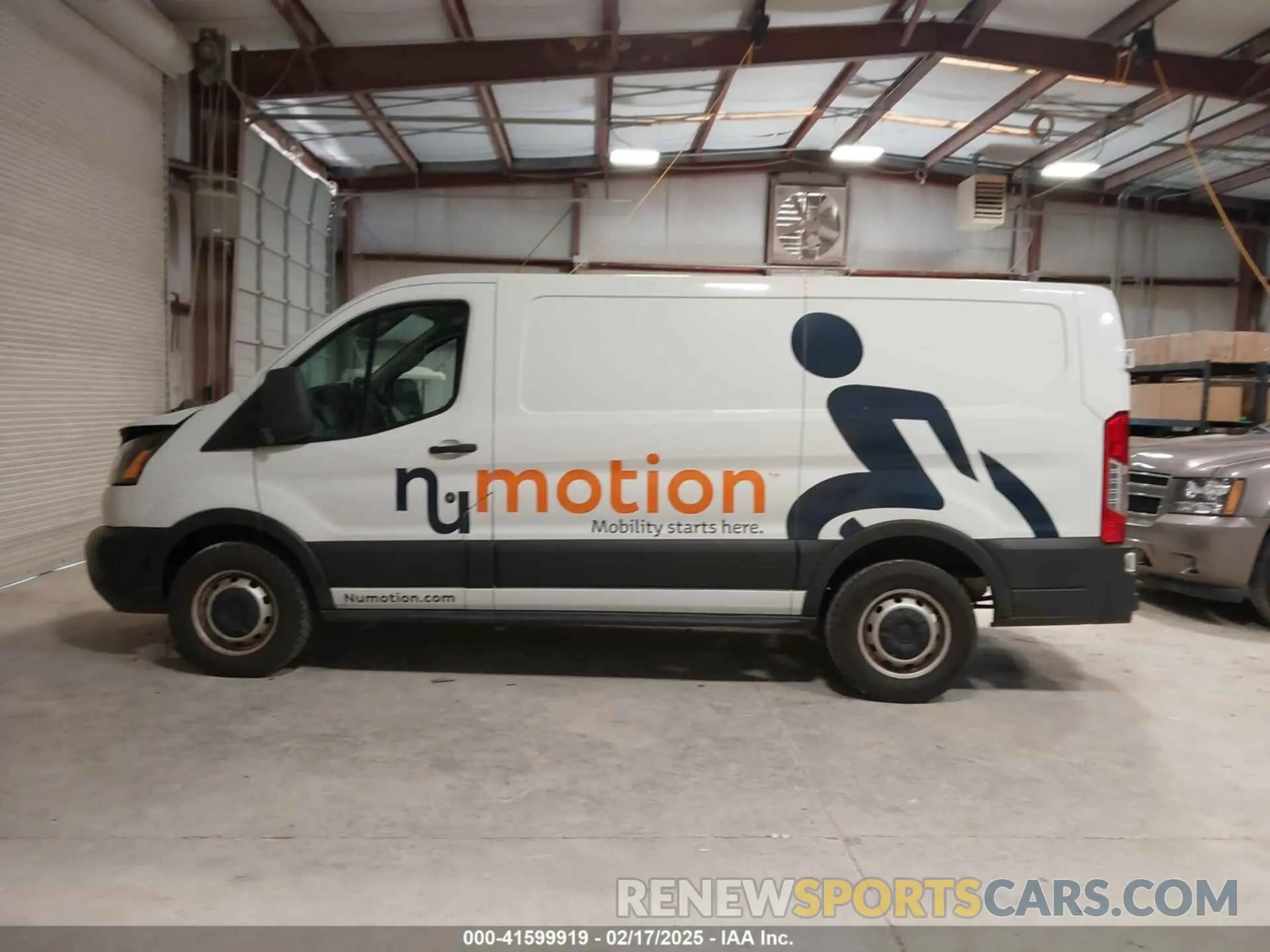 14 Photograph of a damaged car 1FTYE1ZM4KKB38454 FORD TRANSIT-150 2019