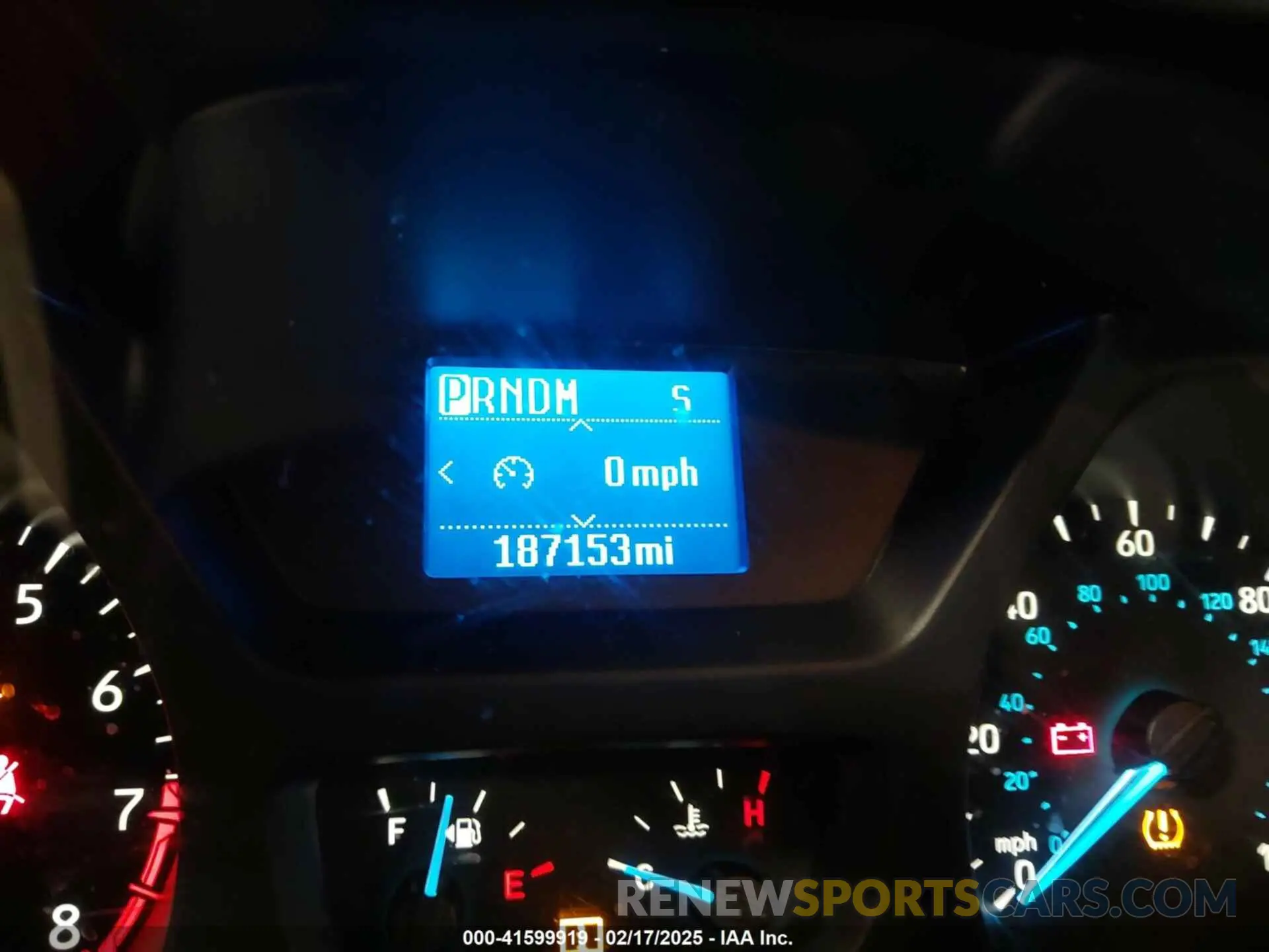 15 Photograph of a damaged car 1FTYE1ZM4KKB38454 FORD TRANSIT-150 2019