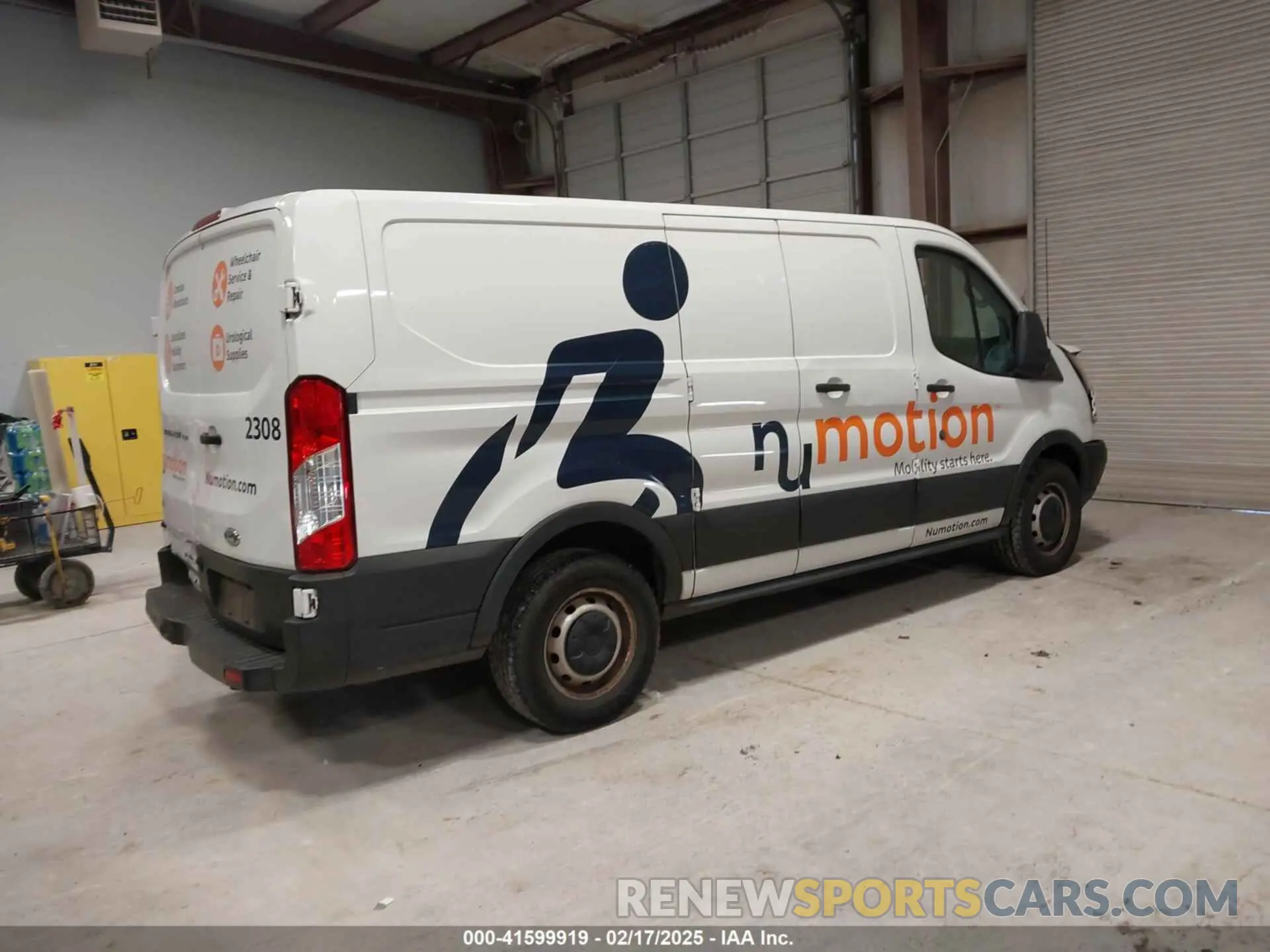 4 Photograph of a damaged car 1FTYE1ZM4KKB38454 FORD TRANSIT-150 2019