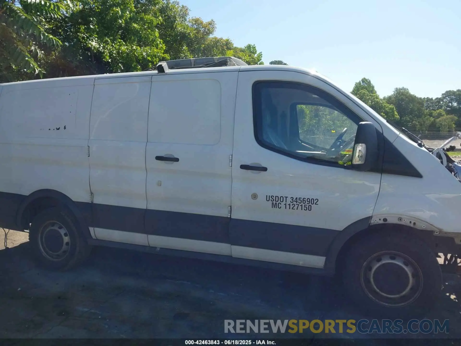 13 Photograph of a damaged car 1FTYE1ZM7KKB75305 FORD TRANSIT-150 2019