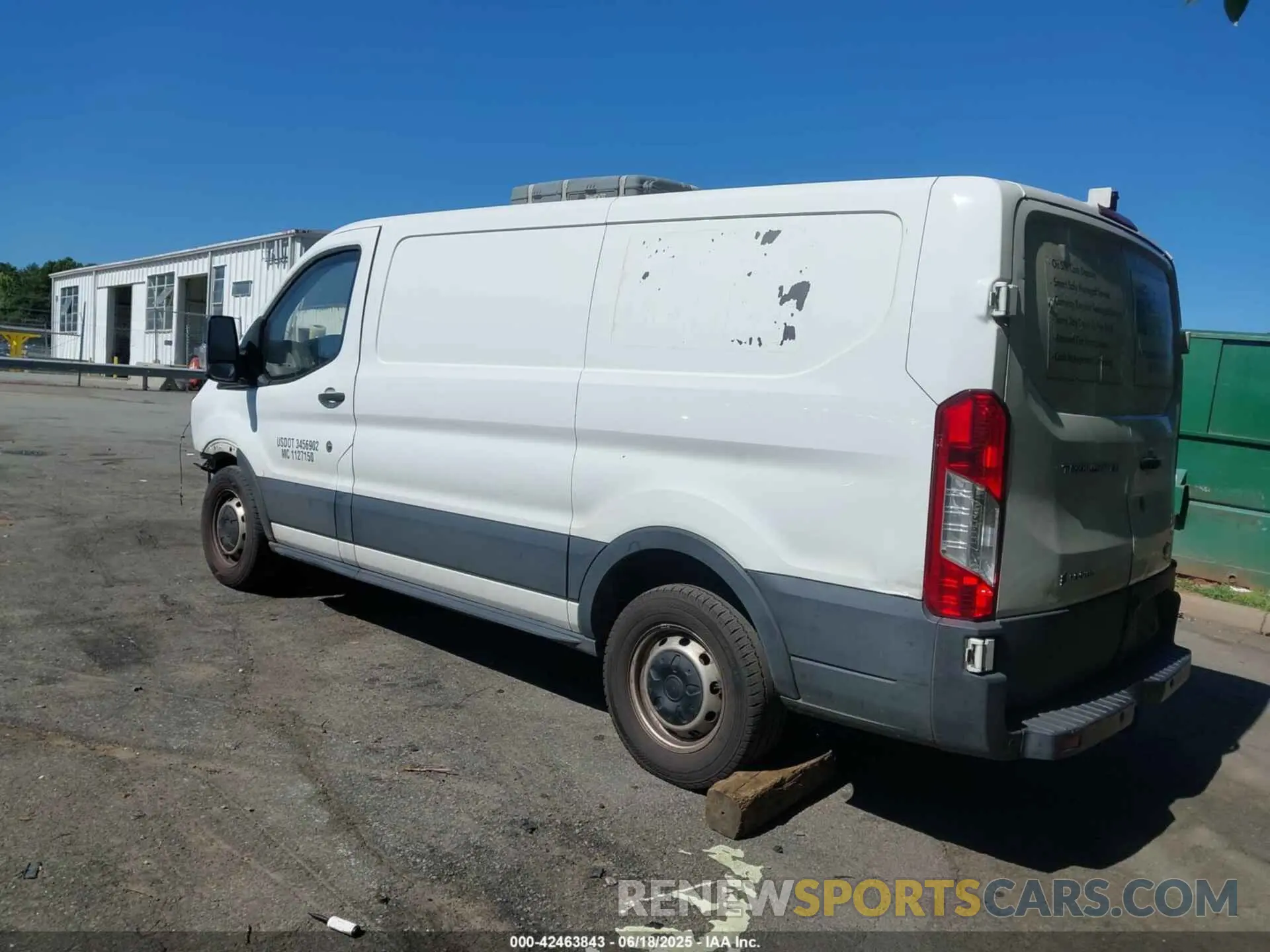 3 Photograph of a damaged car 1FTYE1ZM7KKB75305 FORD TRANSIT-150 2019