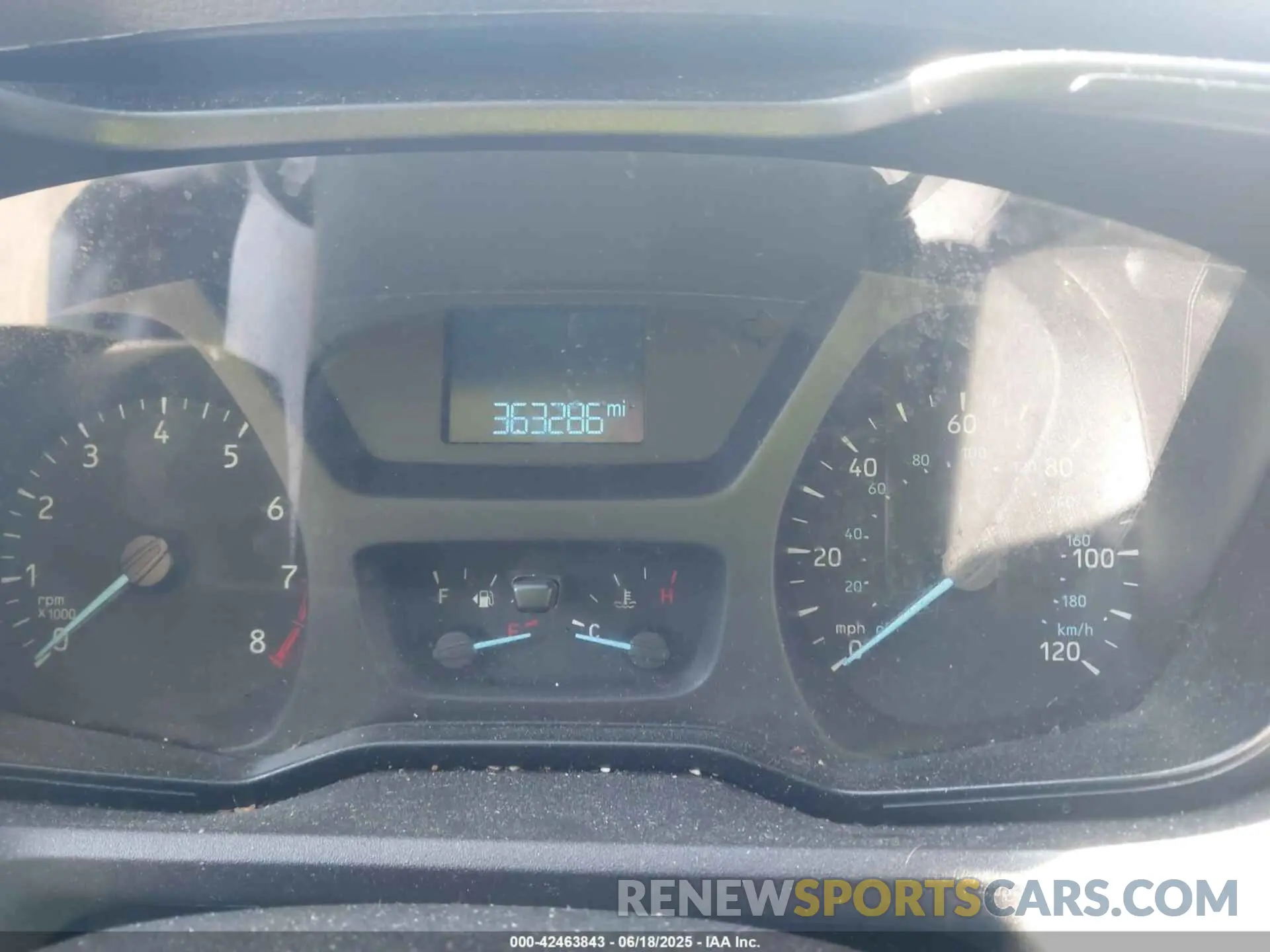 7 Photograph of a damaged car 1FTYE1ZM7KKB75305 FORD TRANSIT-150 2019