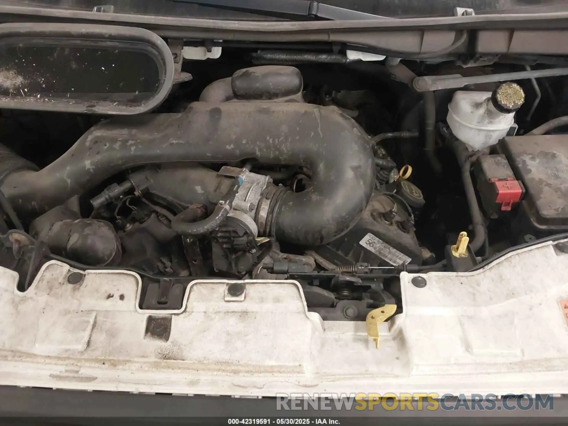10 Photograph of a damaged car 1FTYE1ZM8KKA47462 FORD TRANSIT-150 2019