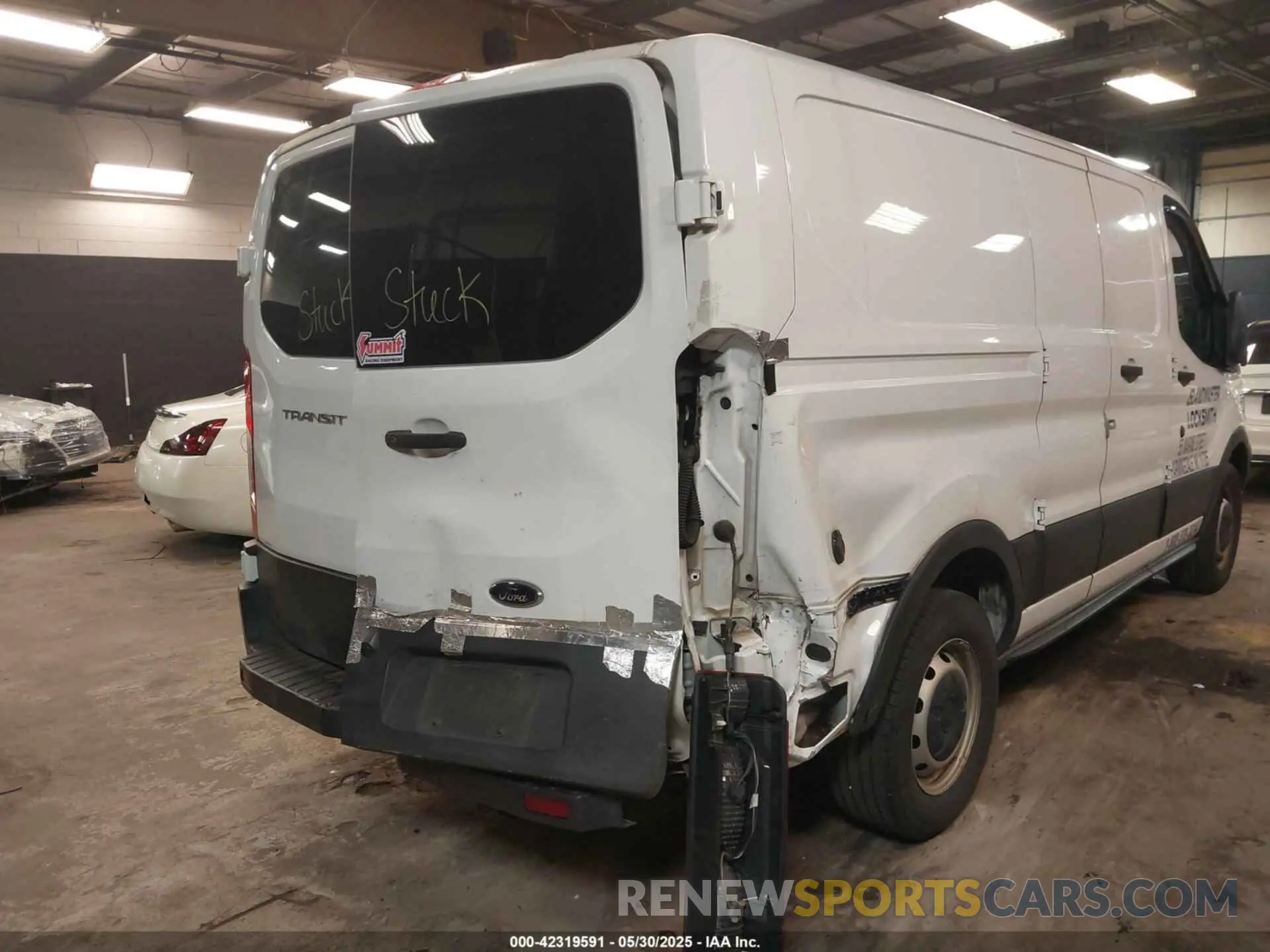 6 Photograph of a damaged car 1FTYE1ZM8KKA47462 FORD TRANSIT-150 2019