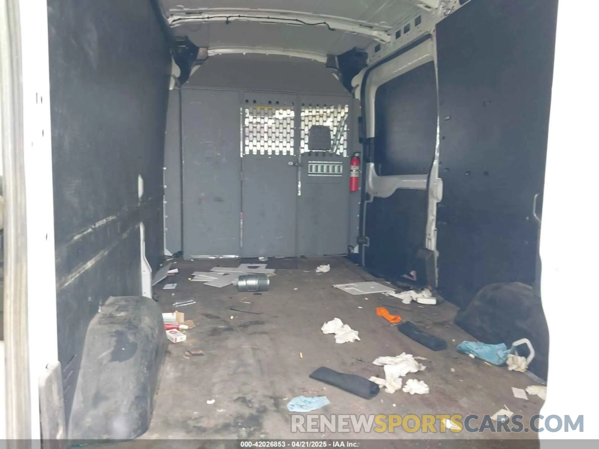 8 Photograph of a damaged car 1FTYE2CM2KKB21876 FORD TRANSIT-150 2019