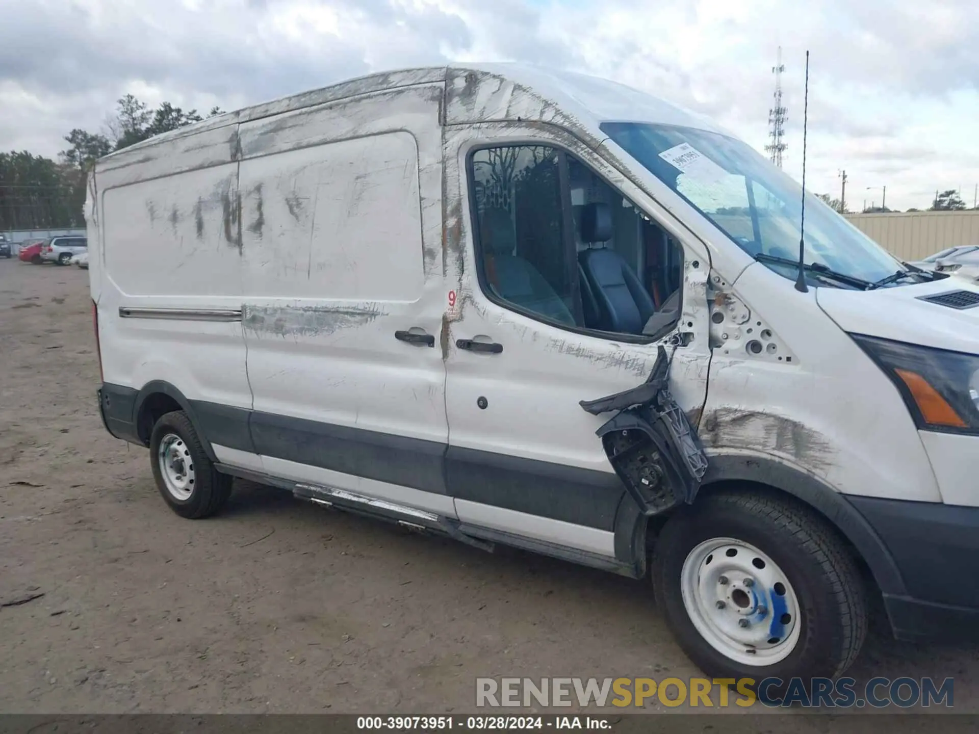 13 Photograph of a damaged car 1FTYE2CM3KKB32479 FORD TRANSIT-150 2019