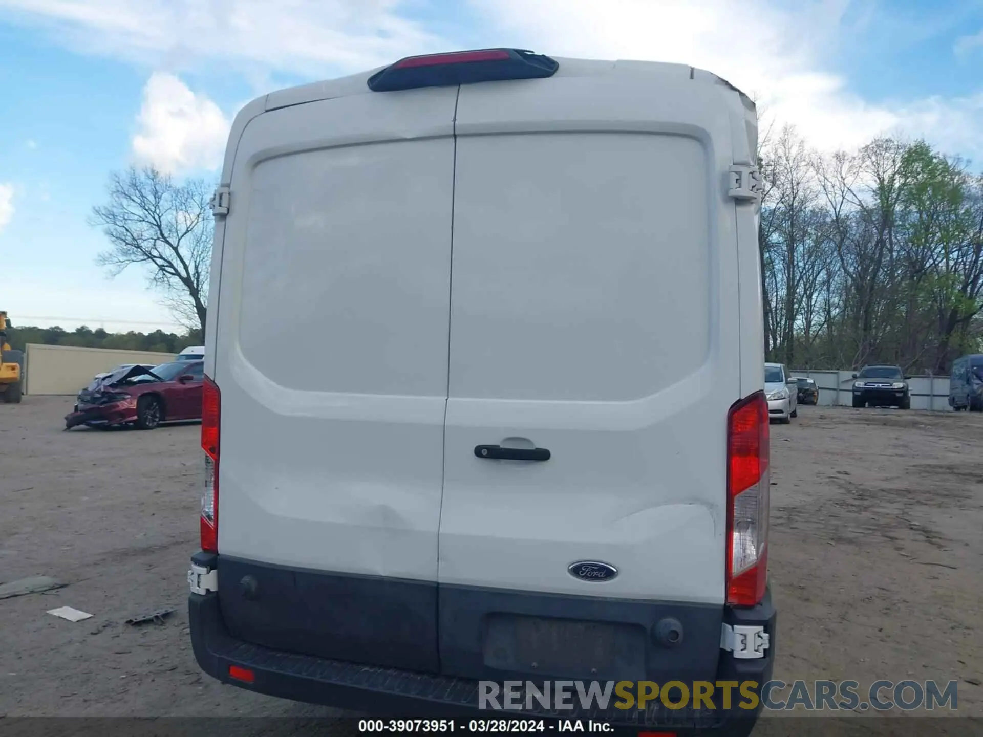 16 Photograph of a damaged car 1FTYE2CM3KKB32479 FORD TRANSIT-150 2019