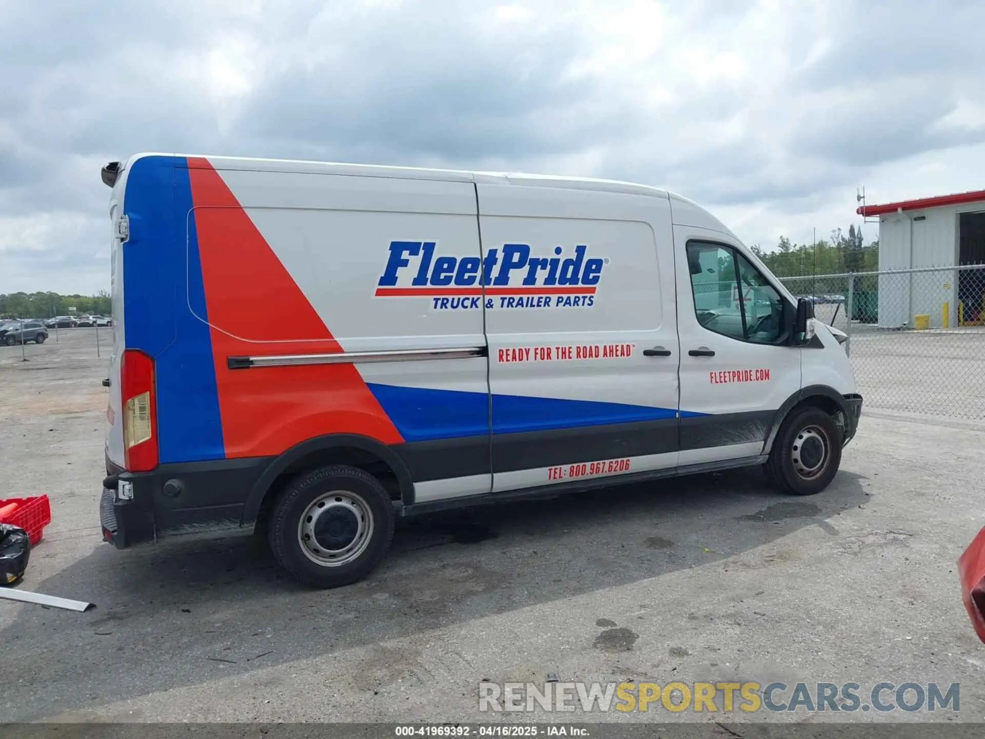13 Photograph of a damaged car 1FTYE2CM7KKB76498 FORD TRANSIT-150 2019