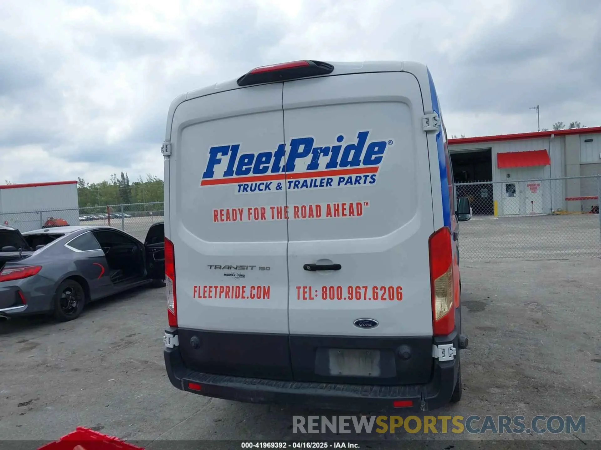 16 Photograph of a damaged car 1FTYE2CM7KKB76498 FORD TRANSIT-150 2019