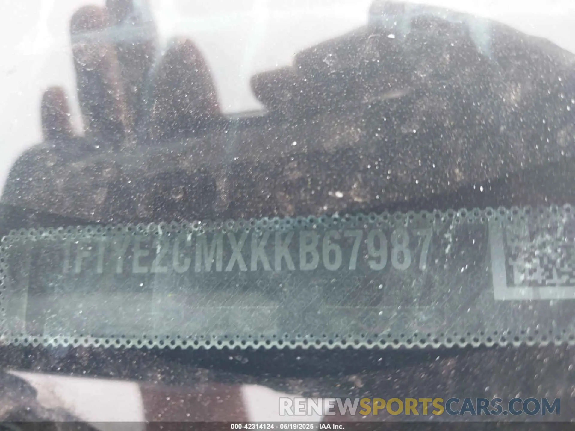 9 Photograph of a damaged car 1FTYE2CMXKKB67987 FORD TRANSIT-150 2019