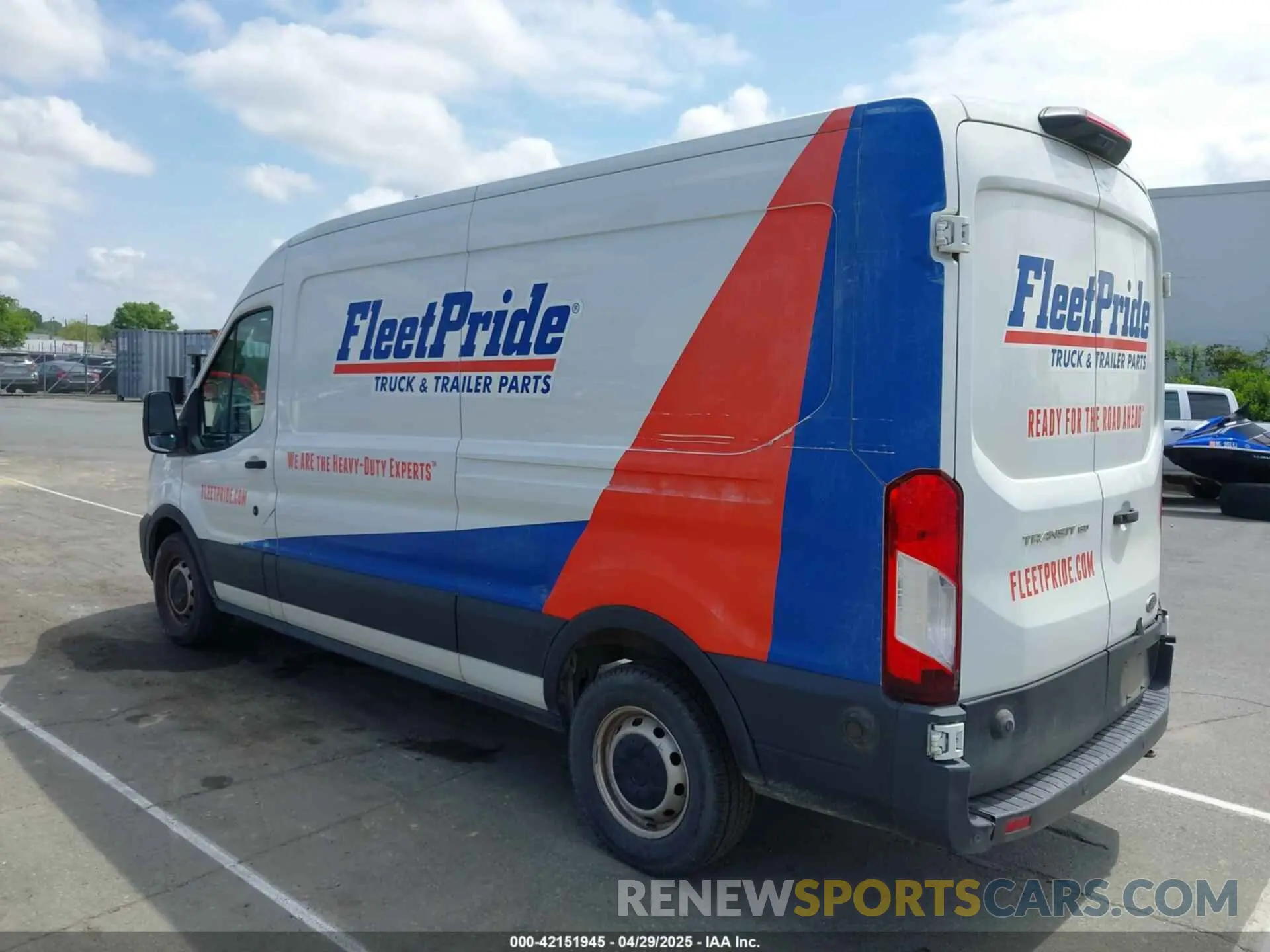 3 Photograph of a damaged car 1FTYE1C85LKA46315 FORD TRANSIT-150 2020