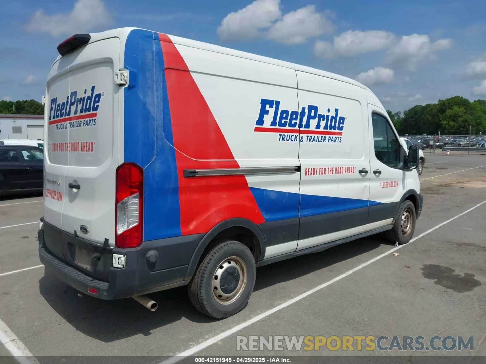 4 Photograph of a damaged car 1FTYE1C85LKA46315 FORD TRANSIT-150 2020