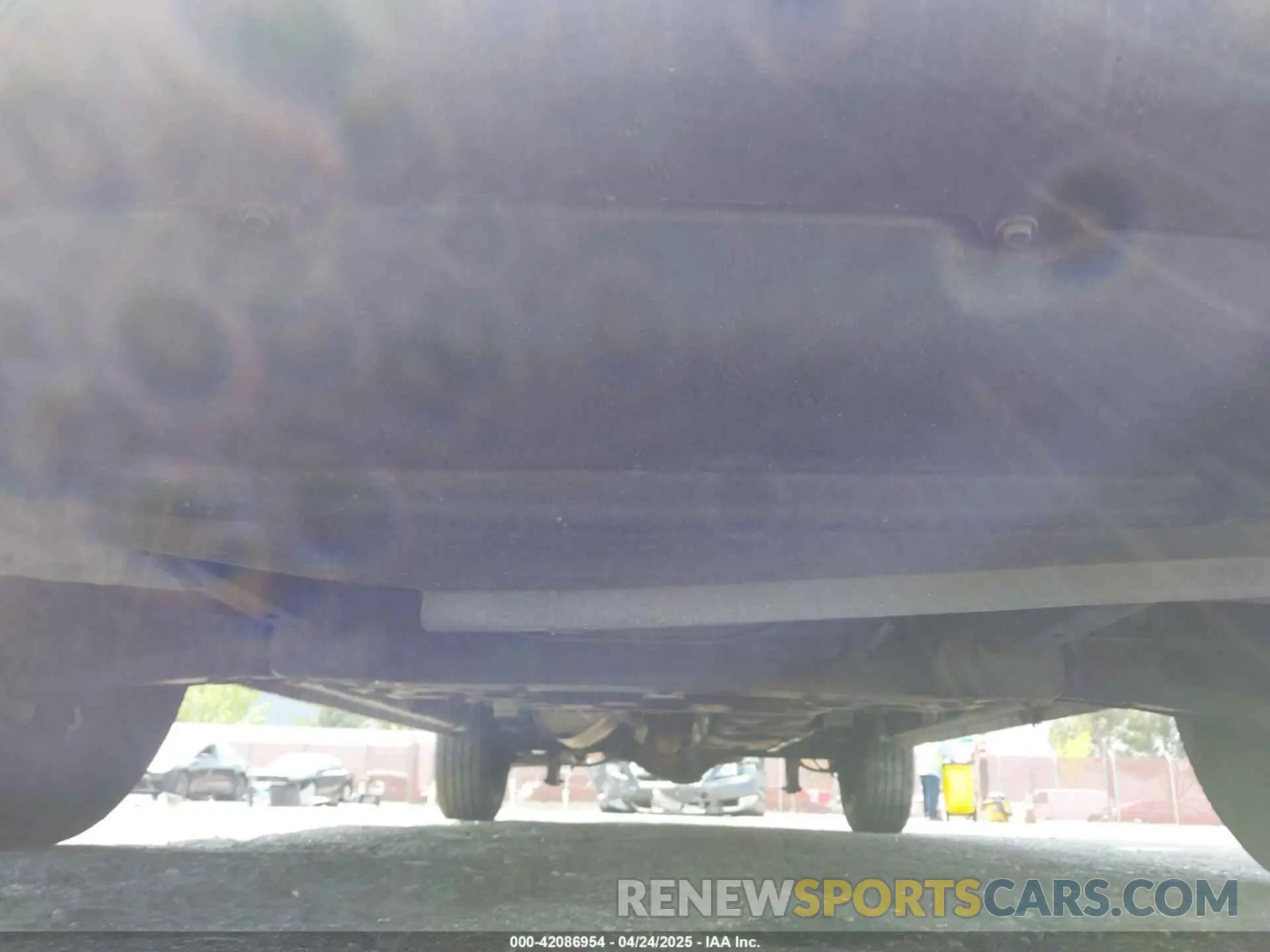 21 Photograph of a damaged car 1FTYE1C89LKB18309 FORD TRANSIT-150 2020