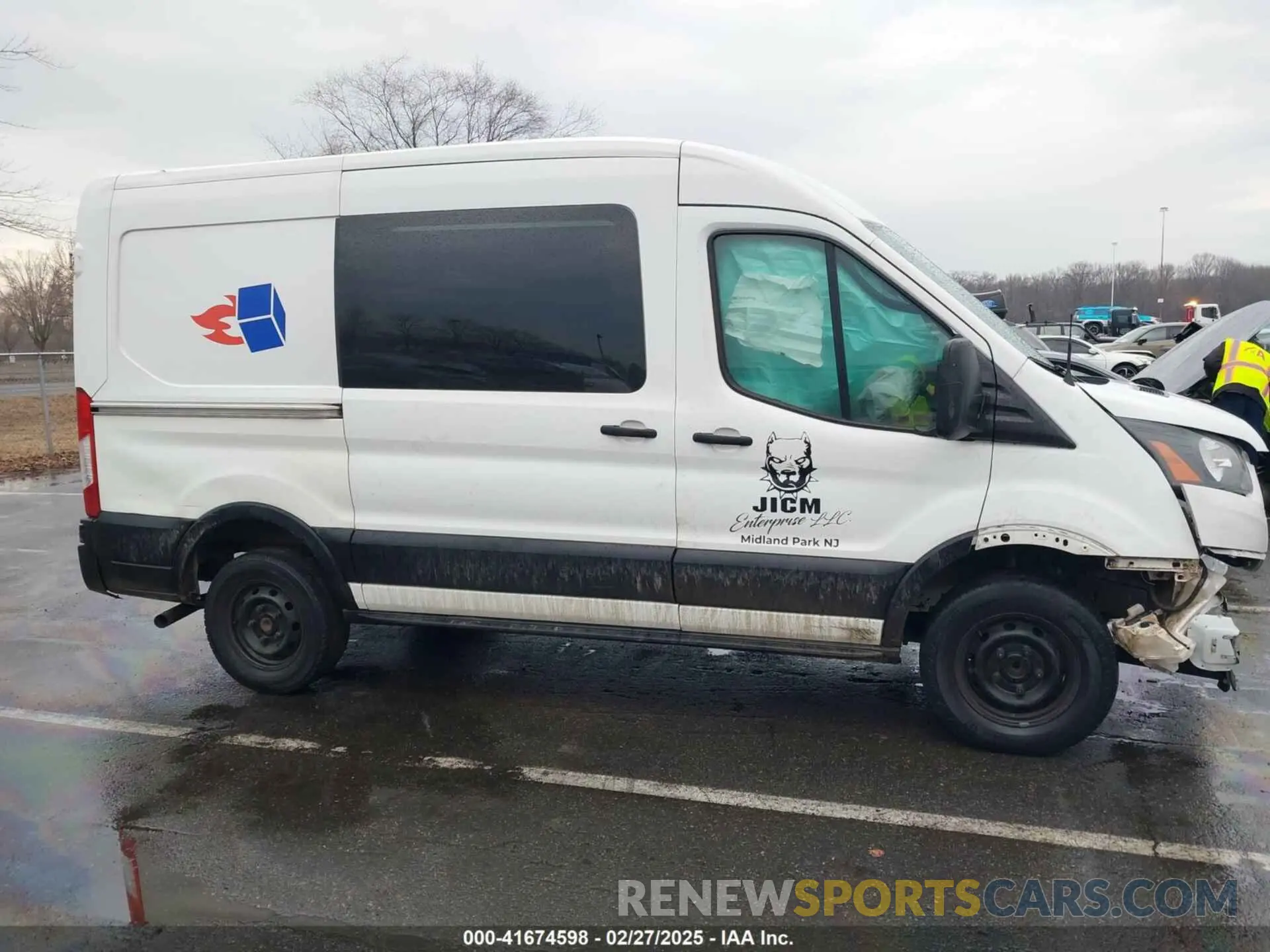 13 Photograph of a damaged car 1FTYE1C8XLKA91010 FORD TRANSIT-150 2020