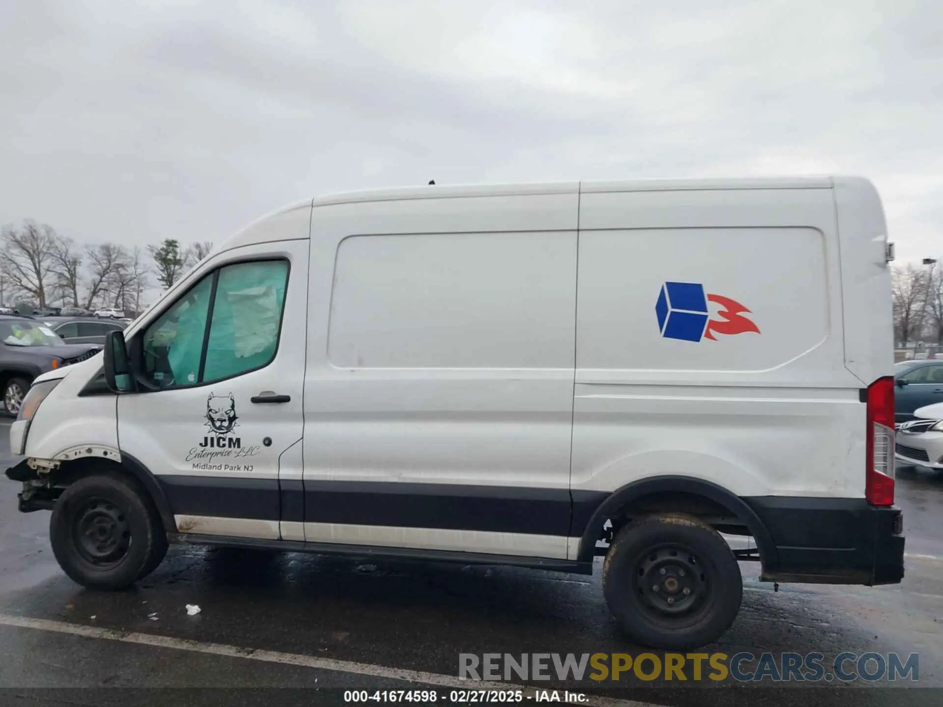 14 Photograph of a damaged car 1FTYE1C8XLKA91010 FORD TRANSIT-150 2020