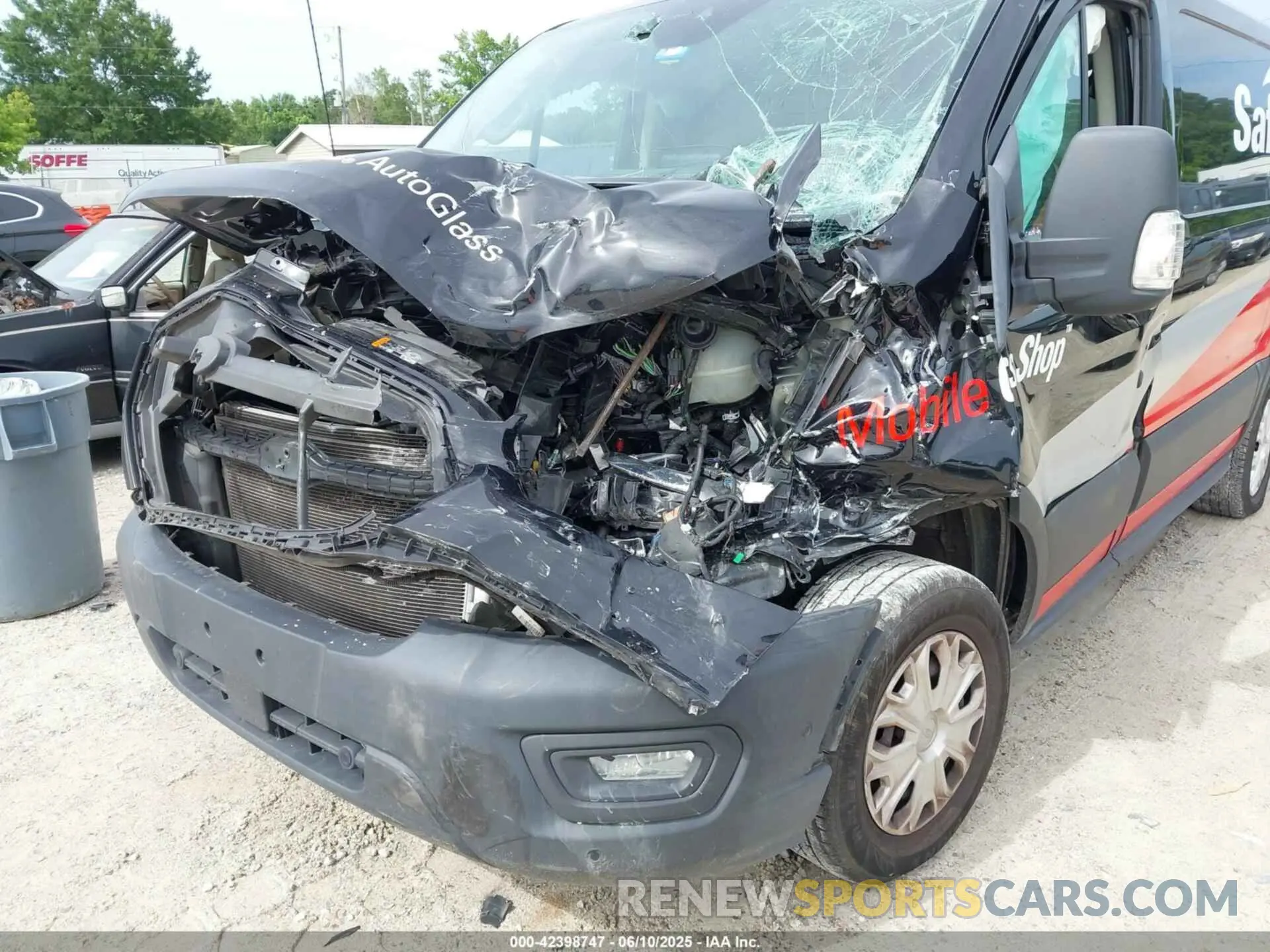 6 Photograph of a damaged car 1FTYE1Y82LKA27357 FORD TRANSIT-150 2020
