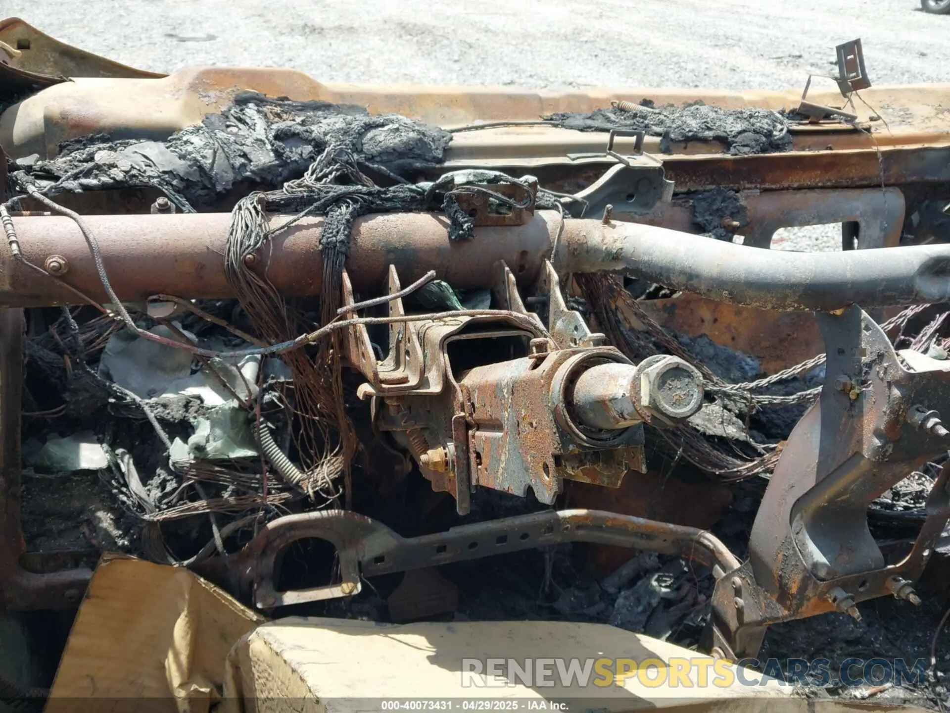 7 Photograph of a damaged car 1FTYE1Y83LKB51864 FORD TRANSIT-150 2020