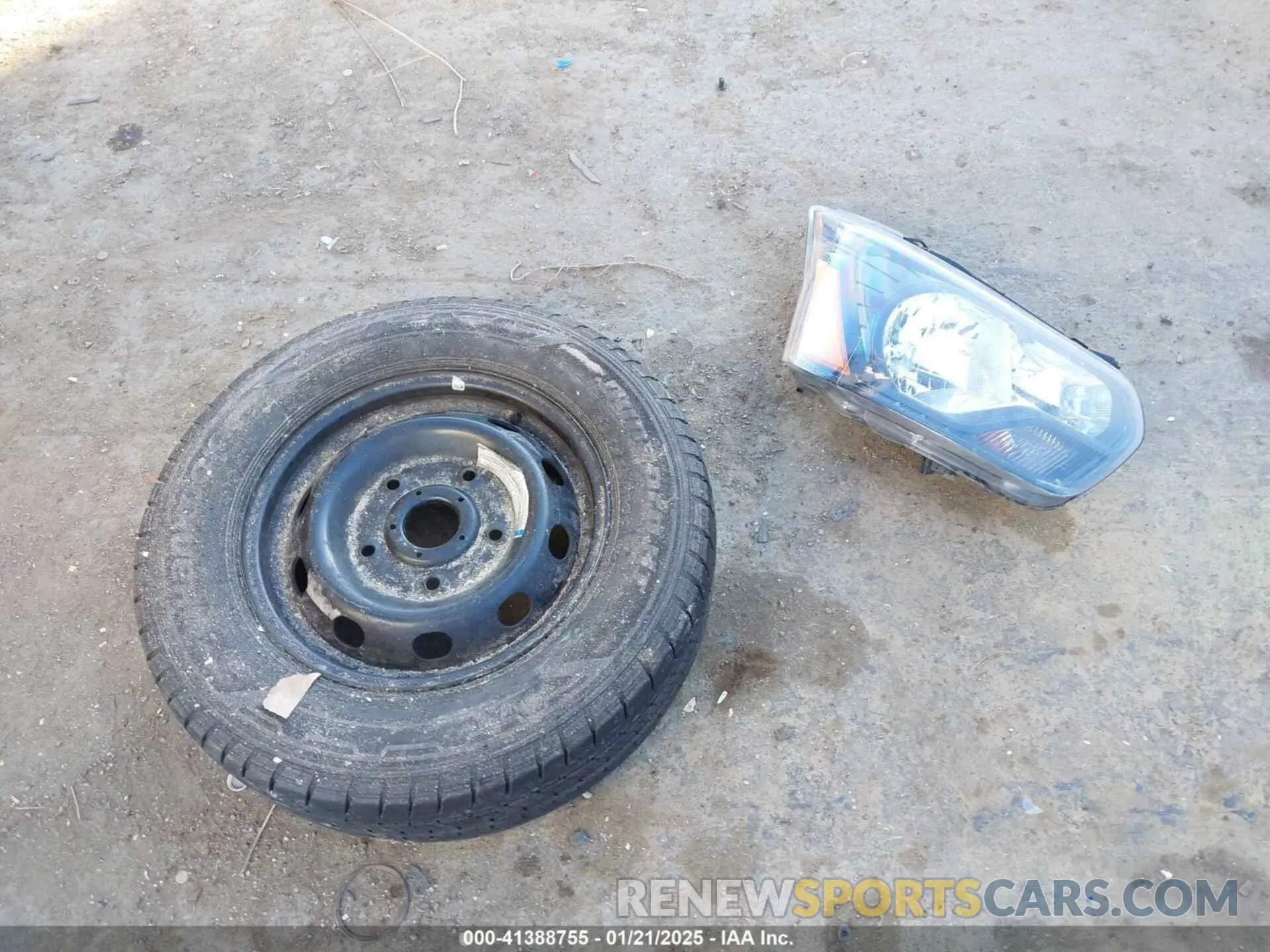 11 Photograph of a damaged car 1FTYE1Y84LKB43188 FORD TRANSIT-150 2020