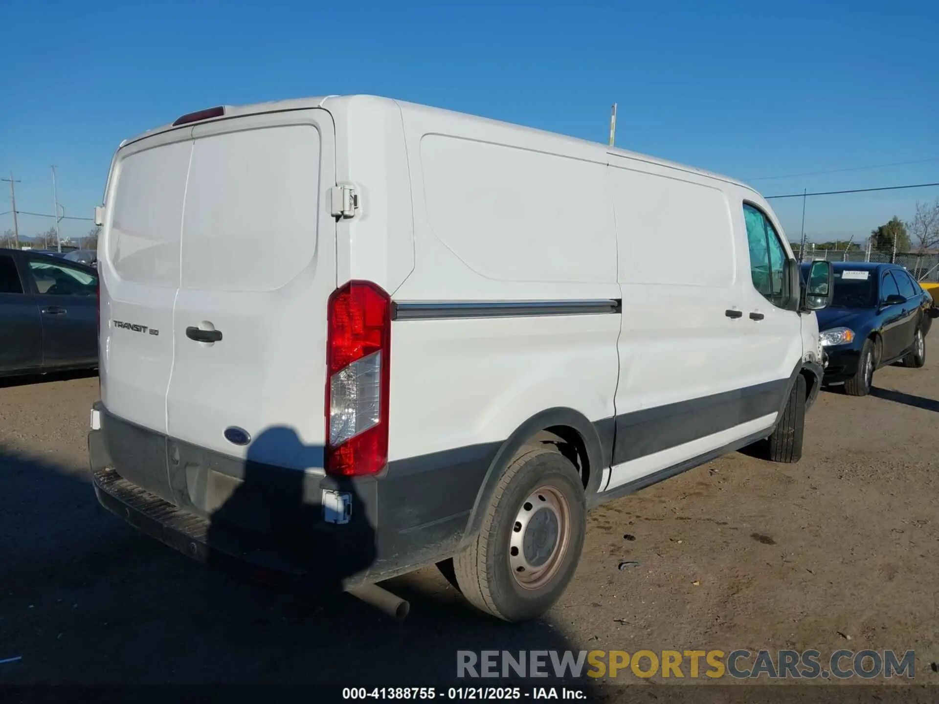 4 Photograph of a damaged car 1FTYE1Y84LKB43188 FORD TRANSIT-150 2020