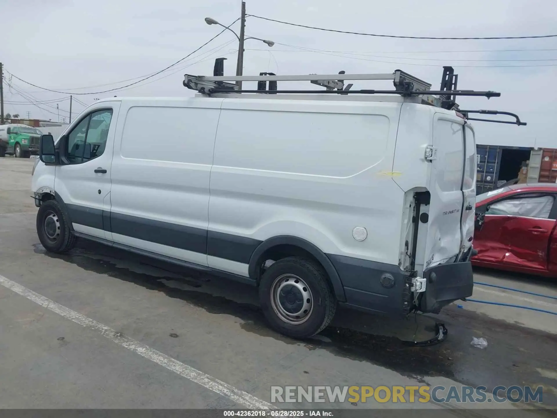 3 Photograph of a damaged car 1FTYE1Y86LKA19374 FORD TRANSIT-150 2020