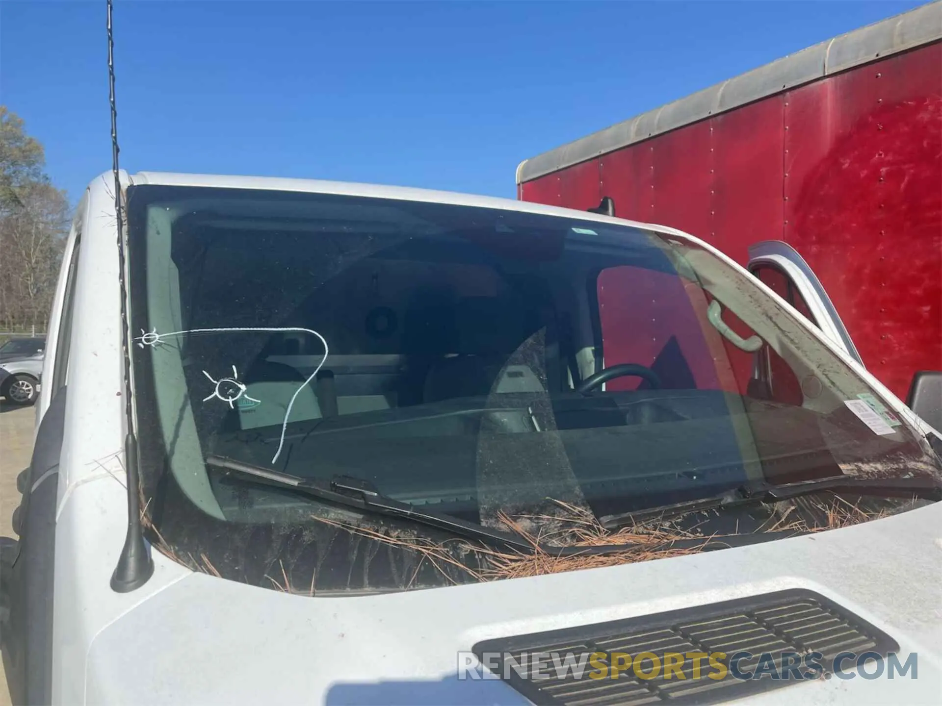 17 Photograph of a damaged car 1FTYE1Y89LKB26130 FORD TRANSIT-150 2020