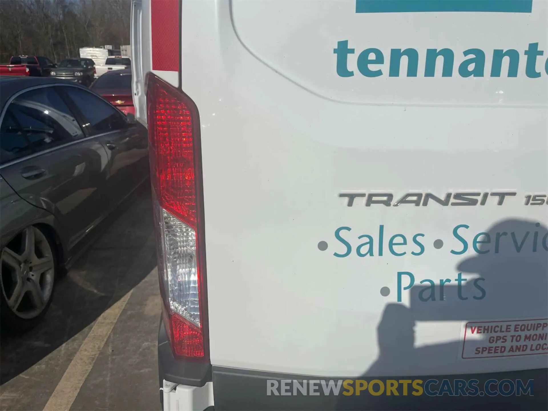8 Photograph of a damaged car 1FTYE1Y89LKB26130 FORD TRANSIT-150 2020