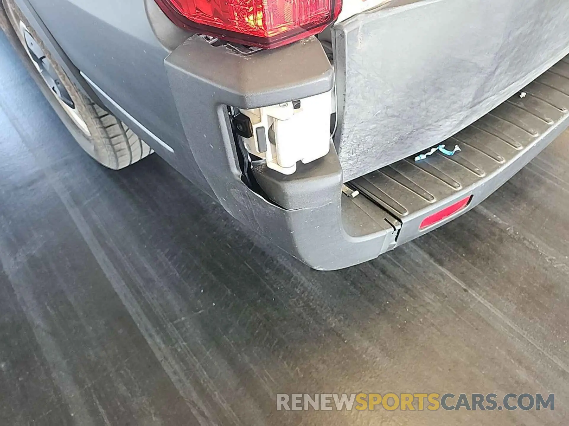 23 Photograph of a damaged car 1FTYE1Y8XLKB20773 FORD TRANSIT-150 2020