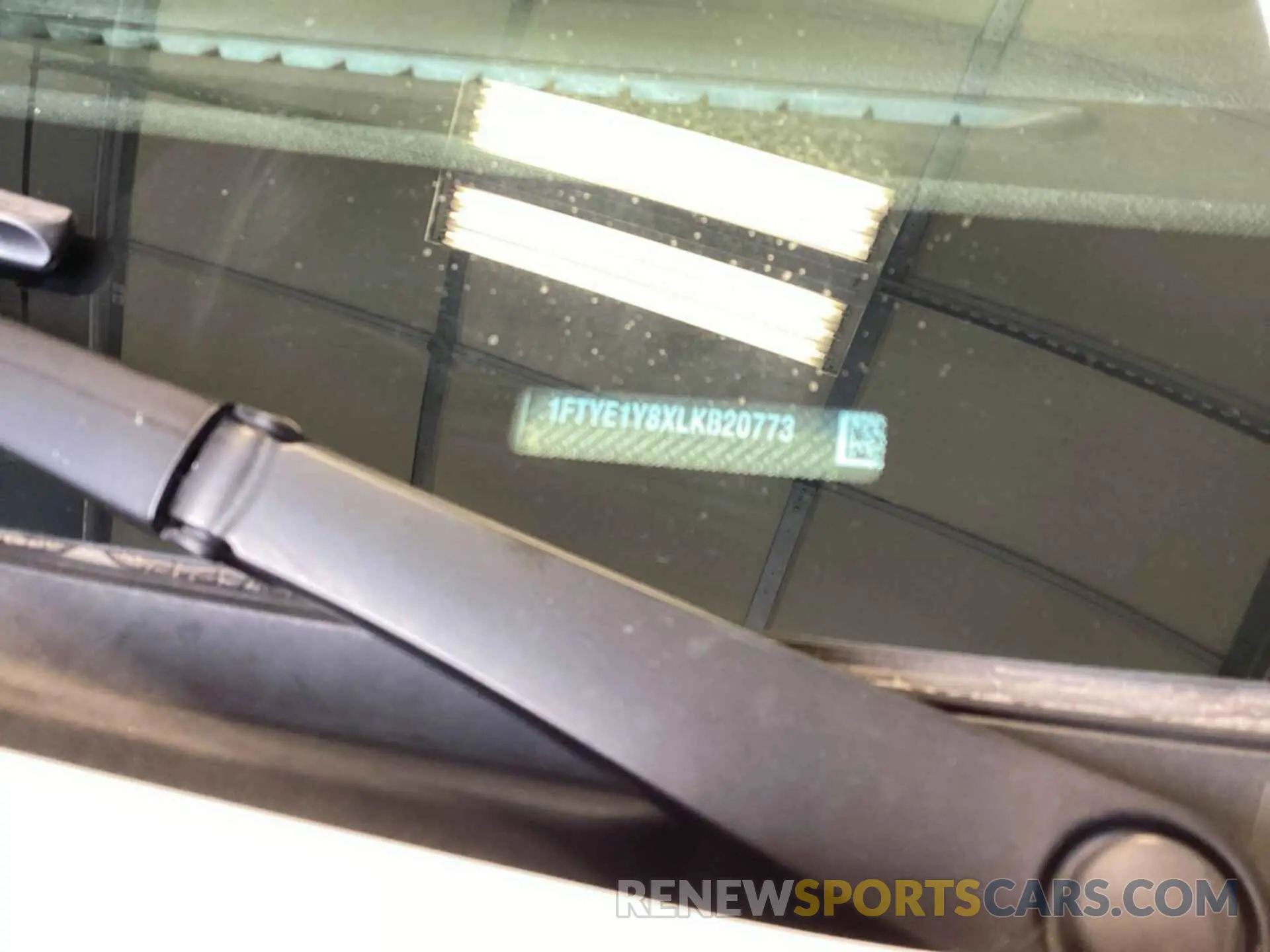 8 Photograph of a damaged car 1FTYE1Y8XLKB20773 FORD TRANSIT-150 2020