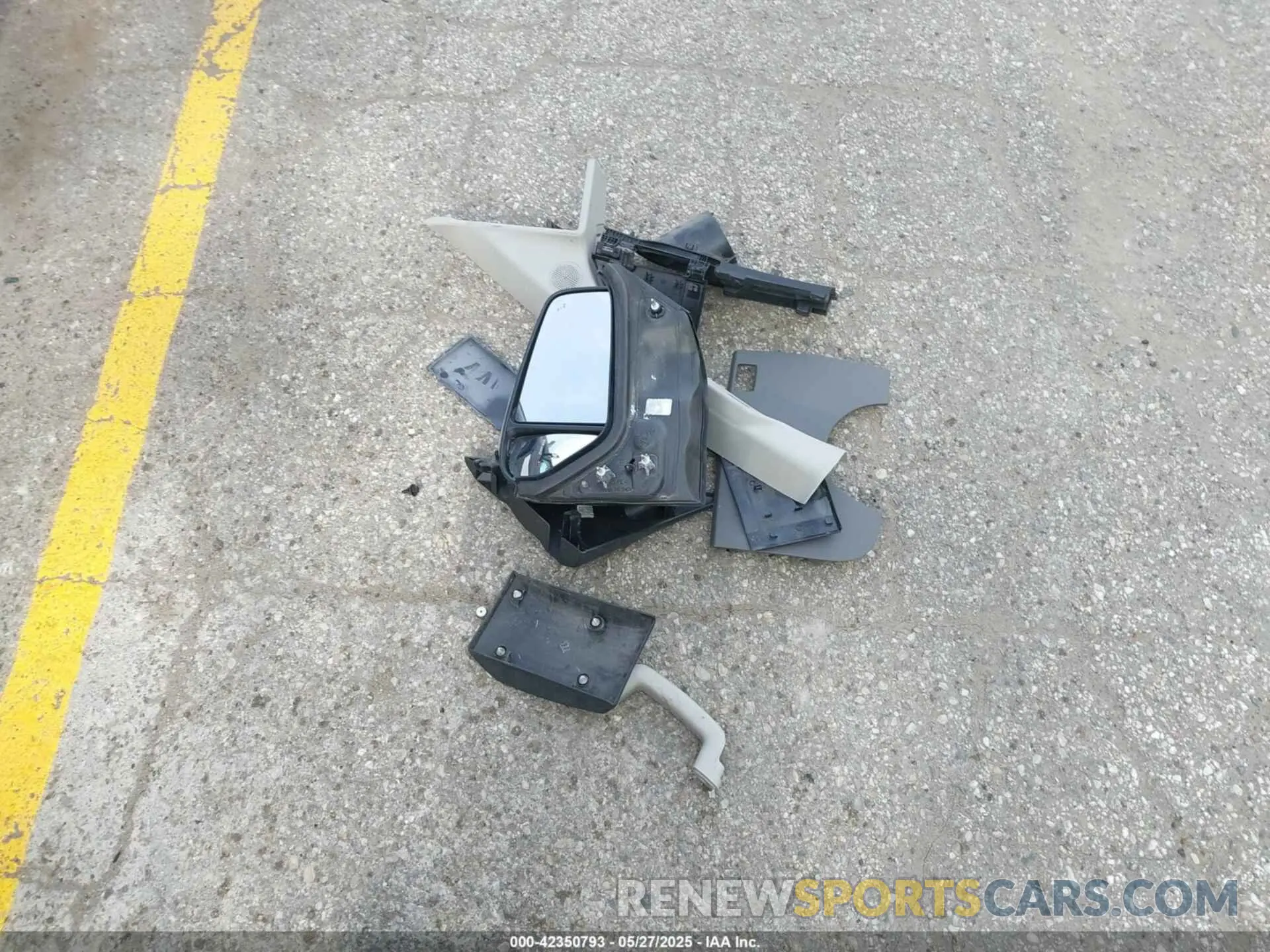 12 Photograph of a damaged car 1FTYE2Y85LKA46796 FORD TRANSIT-150 2020
