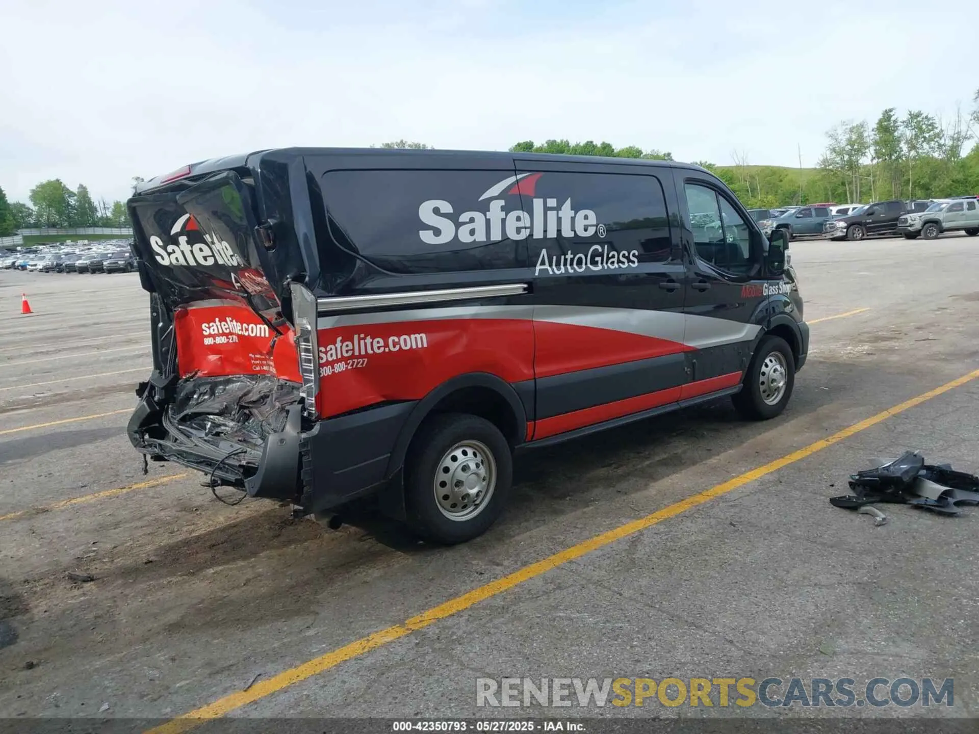 4 Photograph of a damaged car 1FTYE2Y85LKA46796 FORD TRANSIT-150 2020
