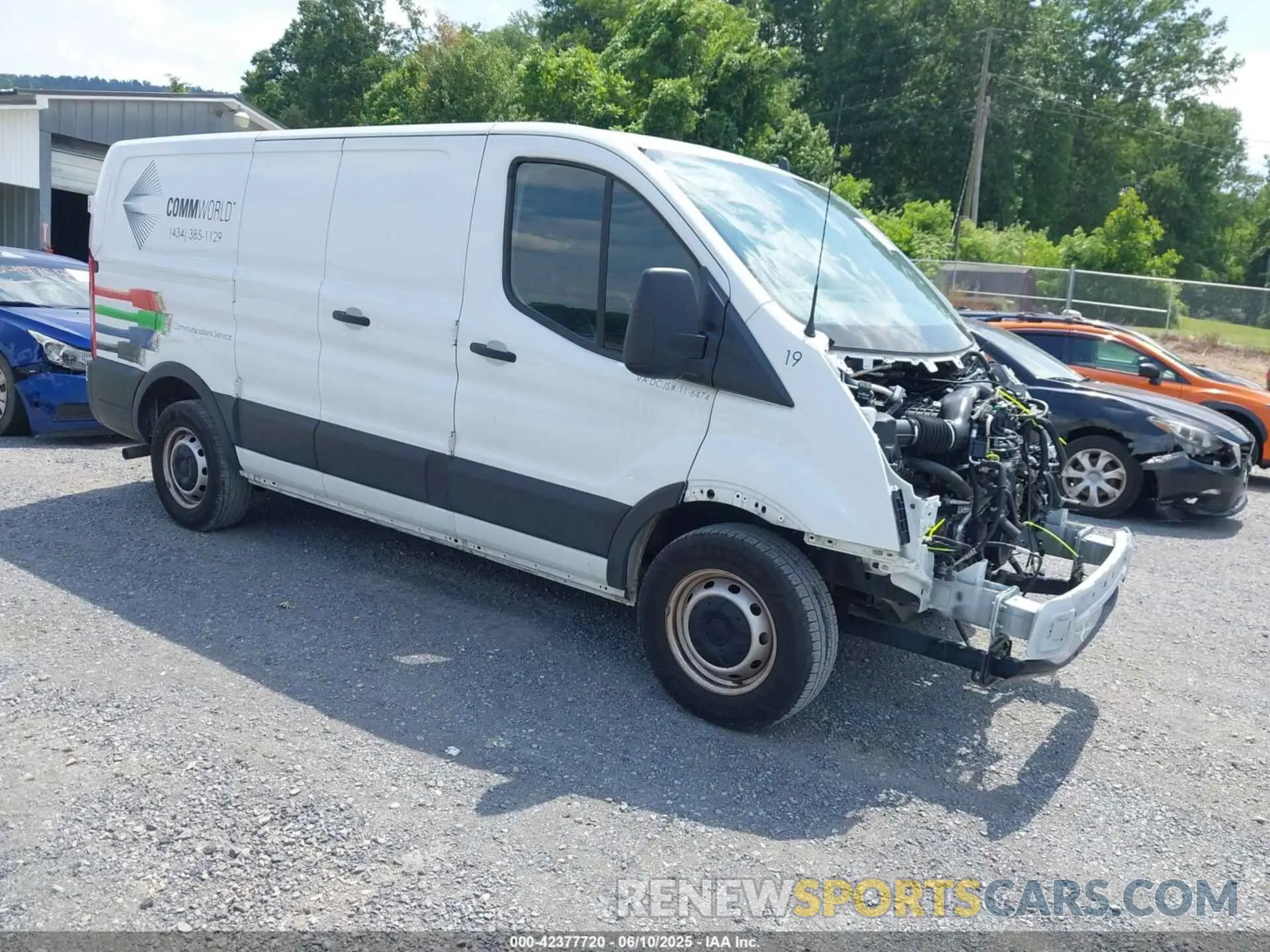 1 Photograph of a damaged car 1FTYE1Y82MKA02296 FORD TRANSIT-150 2021