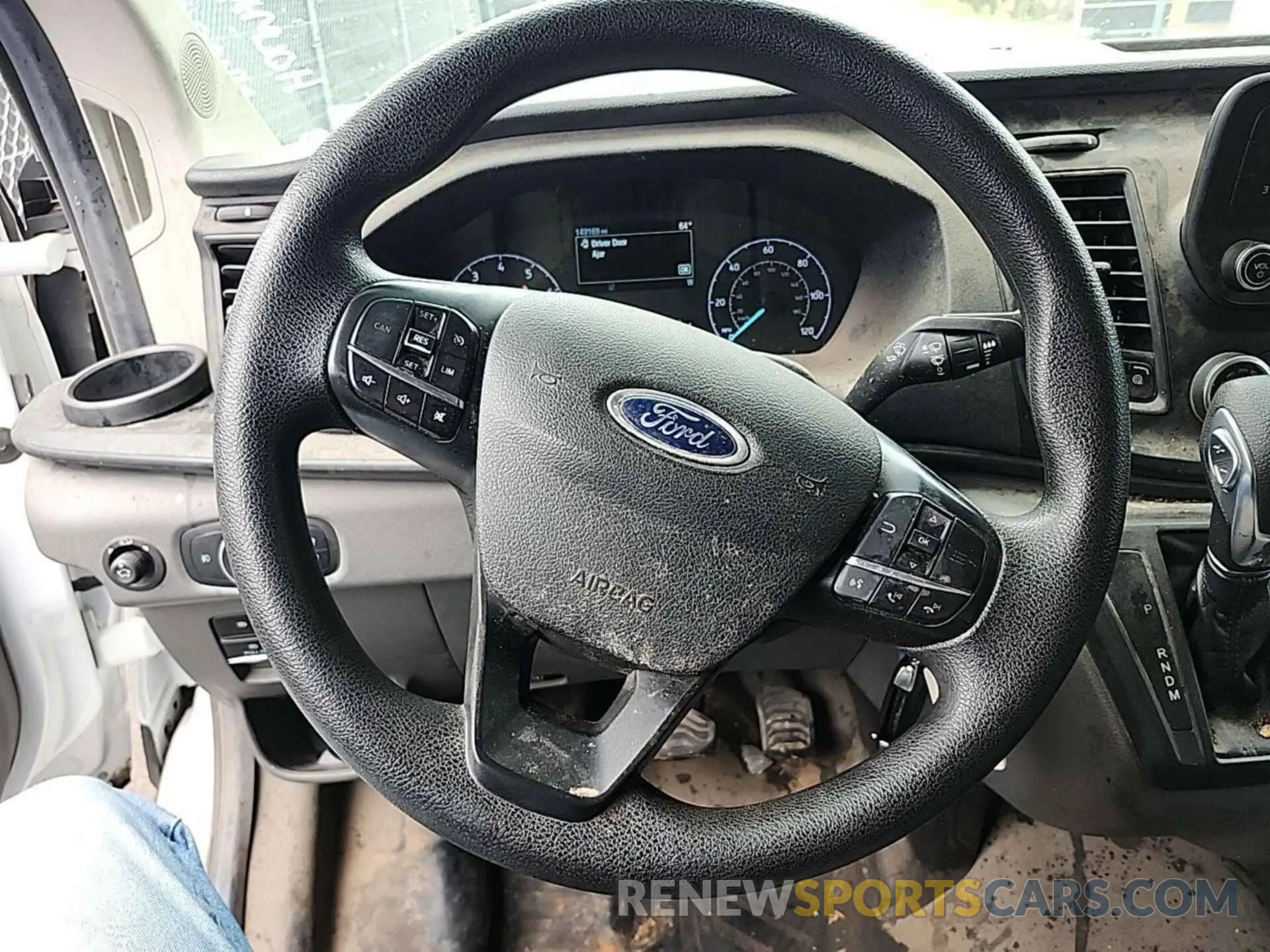 18 Photograph of a damaged car 1FTYE1Y84MKA41228 FORD TRANSIT-150 2021