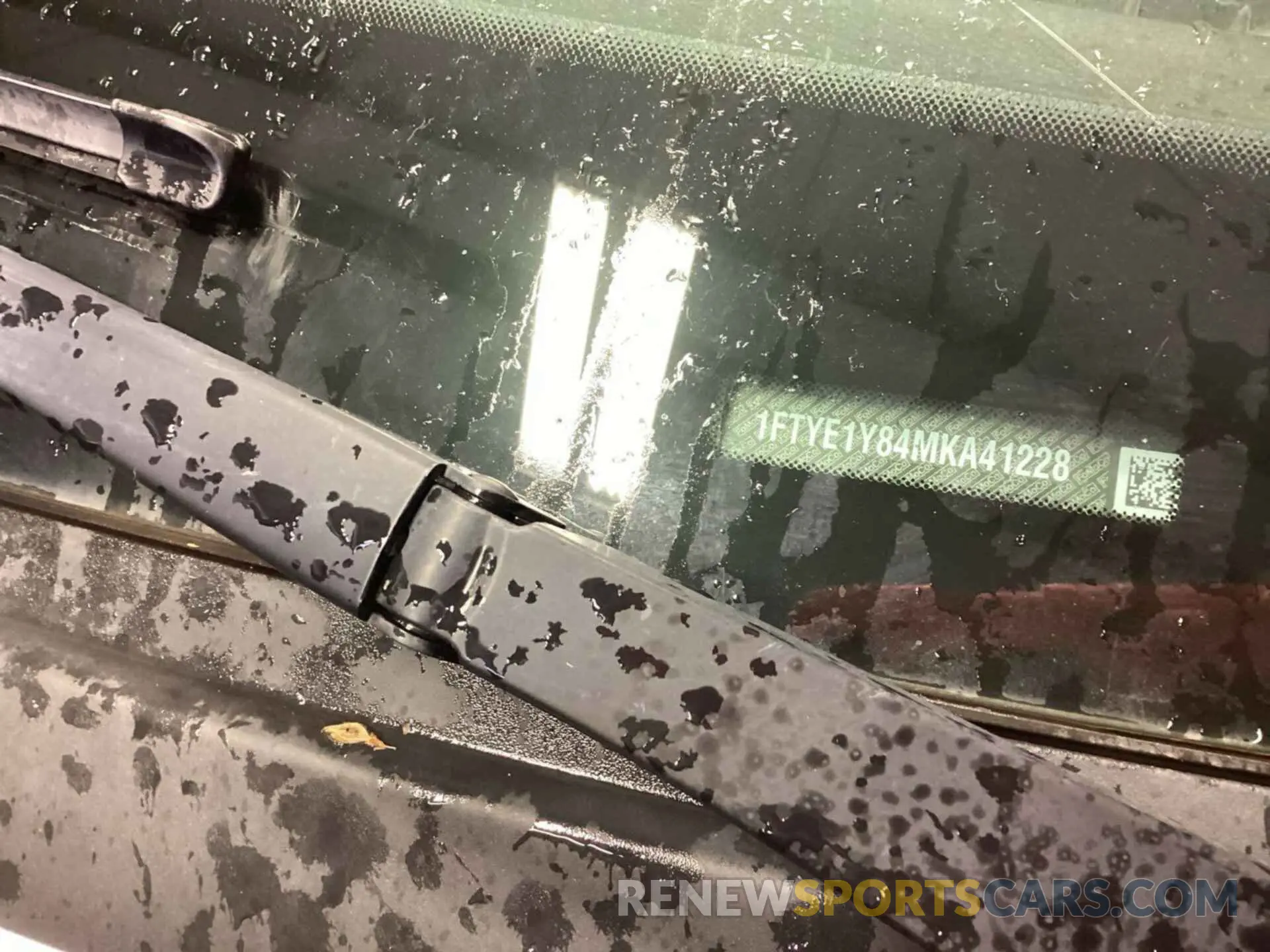 2 Photograph of a damaged car 1FTYE1Y84MKA41228 FORD TRANSIT-150 2021