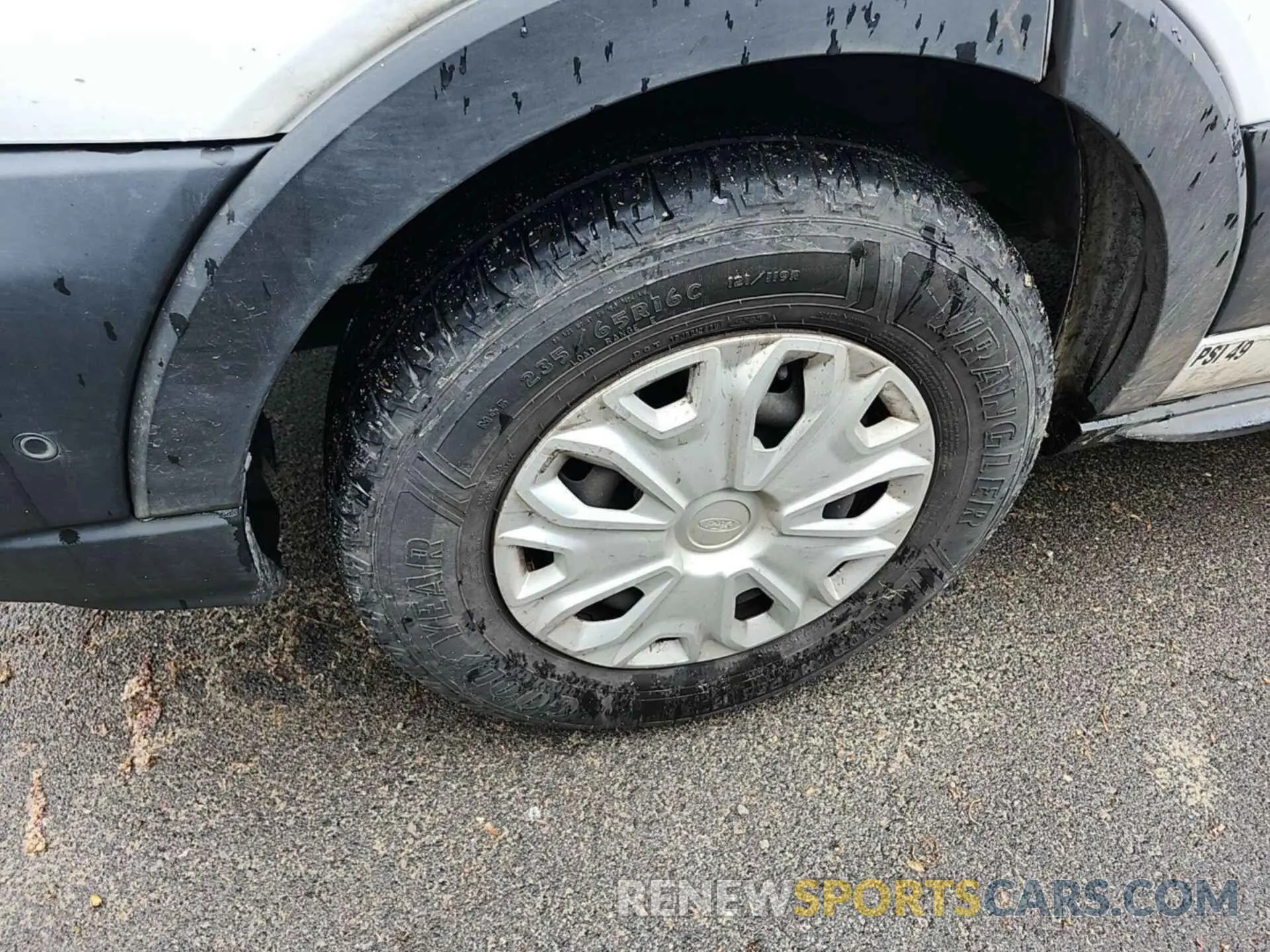 3 Photograph of a damaged car 1FTYE1Y84MKA41228 FORD TRANSIT-150 2021
