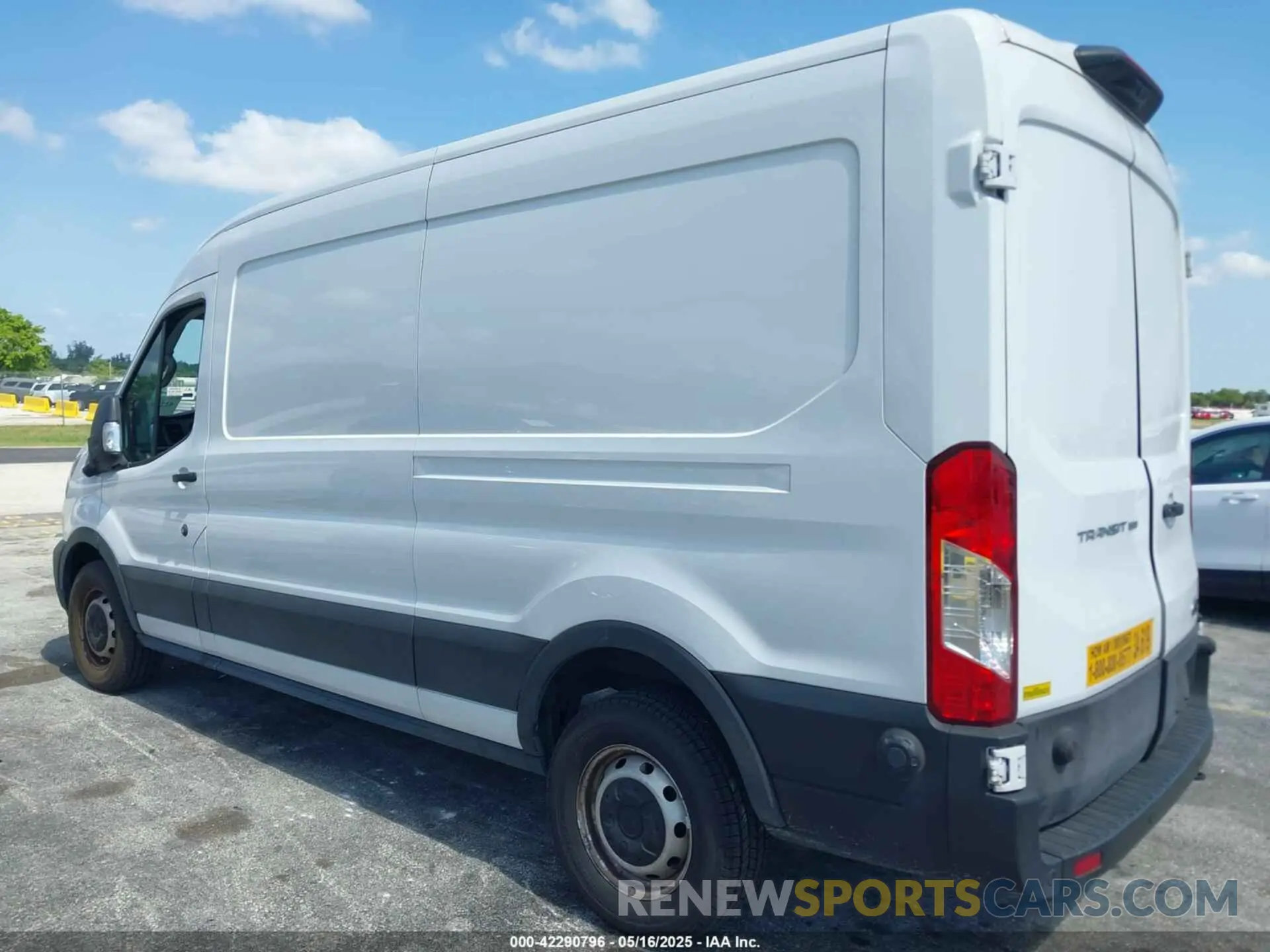 3 Photograph of a damaged car 1FTYE1C86PKA17525 FORD TRANSIT-150 2023