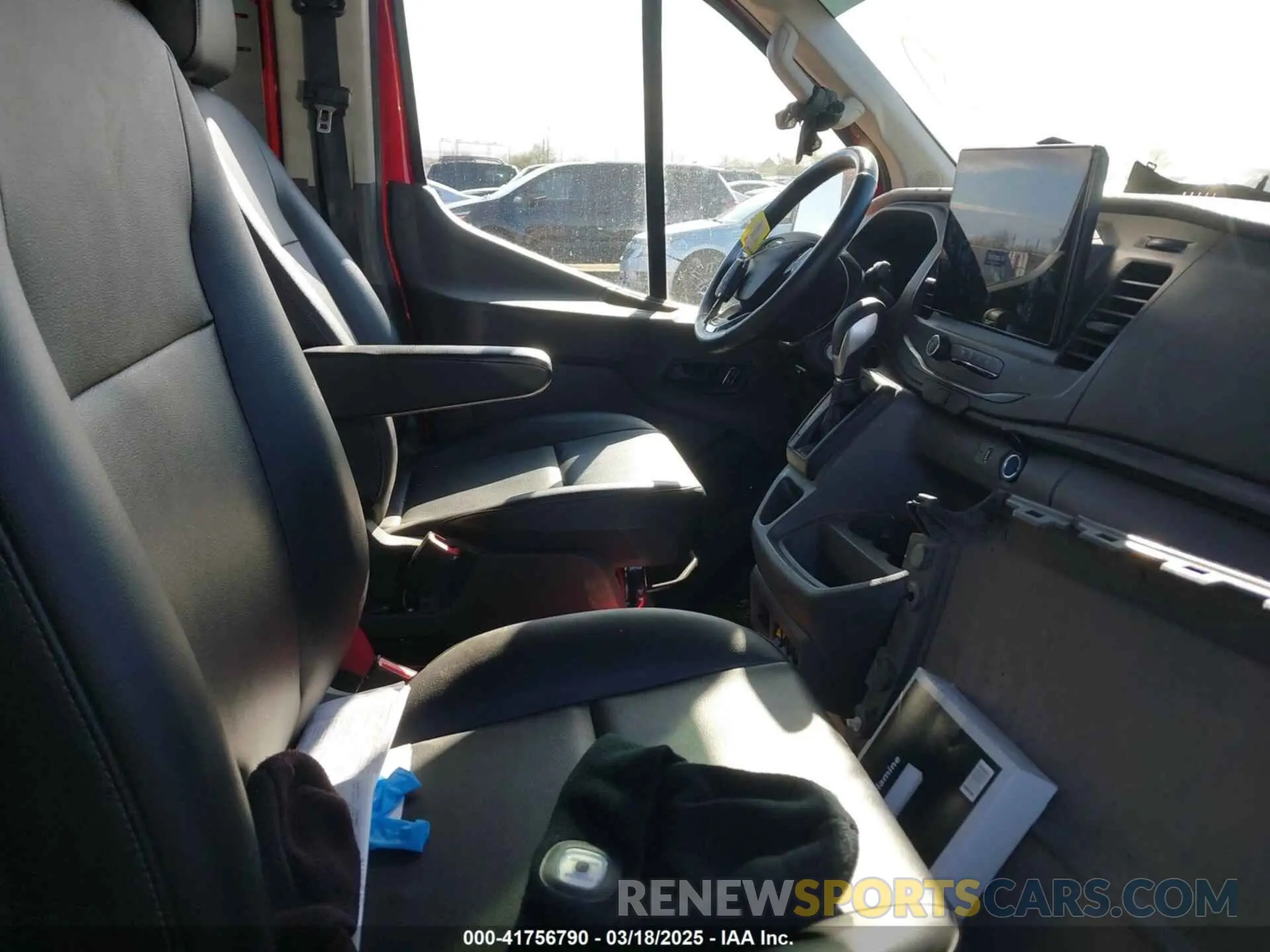 5 Photograph of a damaged car 1FTYE1Y80PKB93303 FORD TRANSIT-150 2023