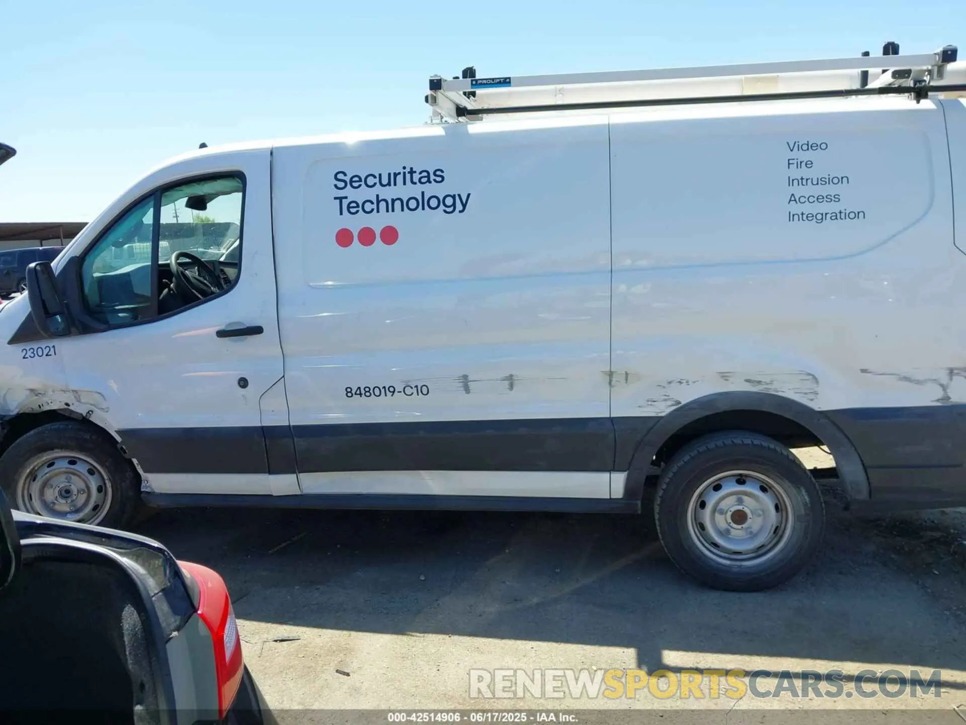 14 Photograph of a damaged car 1FTYE1Y81PKB53926 FORD TRANSIT-150 2023