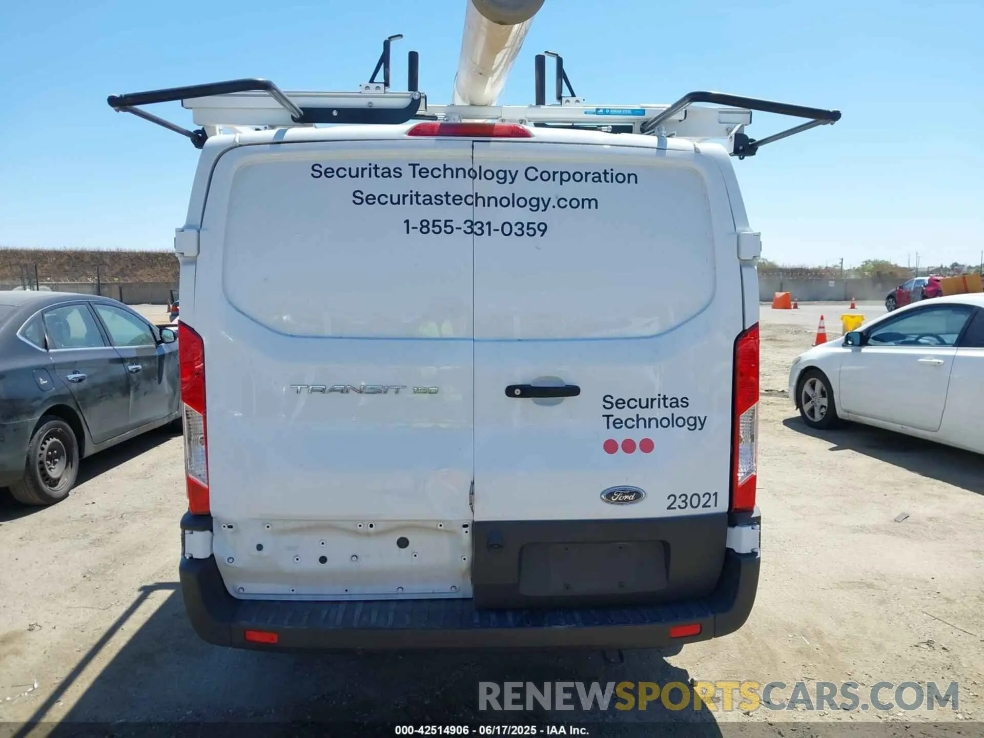 16 Photograph of a damaged car 1FTYE1Y81PKB53926 FORD TRANSIT-150 2023