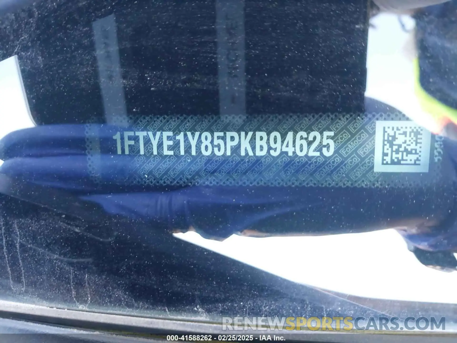 9 Photograph of a damaged car 1FTYE1Y85PKB94625 FORD TRANSIT-150 2023