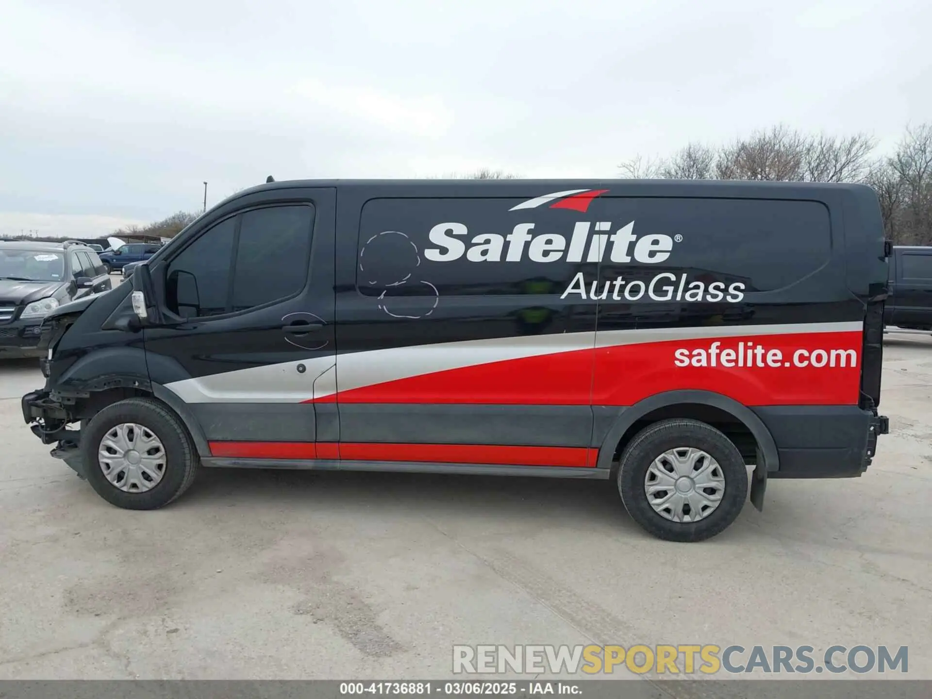 15 Photograph of a damaged car 1FTYE1Y89PKB02836 FORD TRANSIT-150 2023