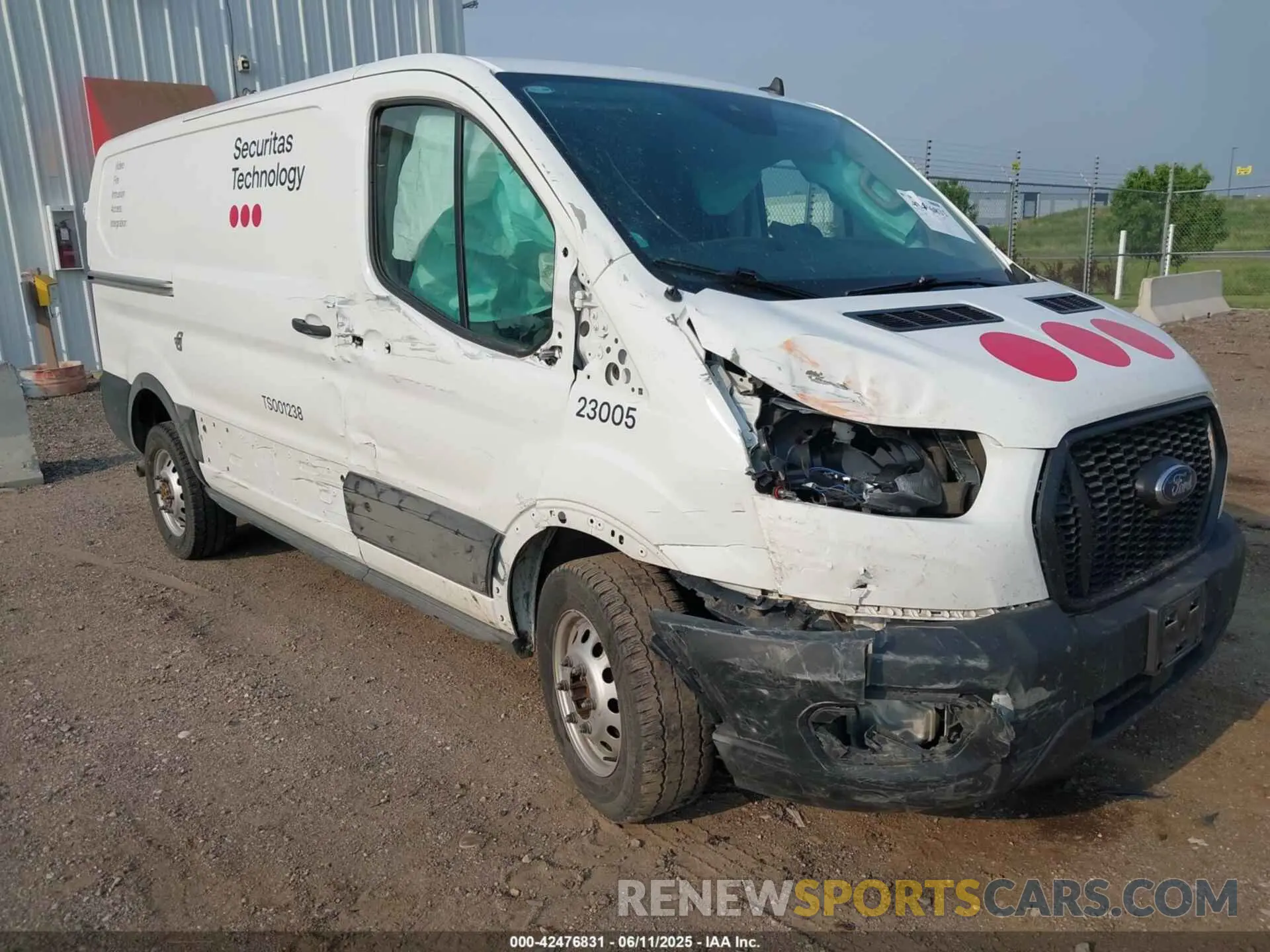 1 Photograph of a damaged car 1FTYE2Y8XPKB54210 FORD TRANSIT-150 2023